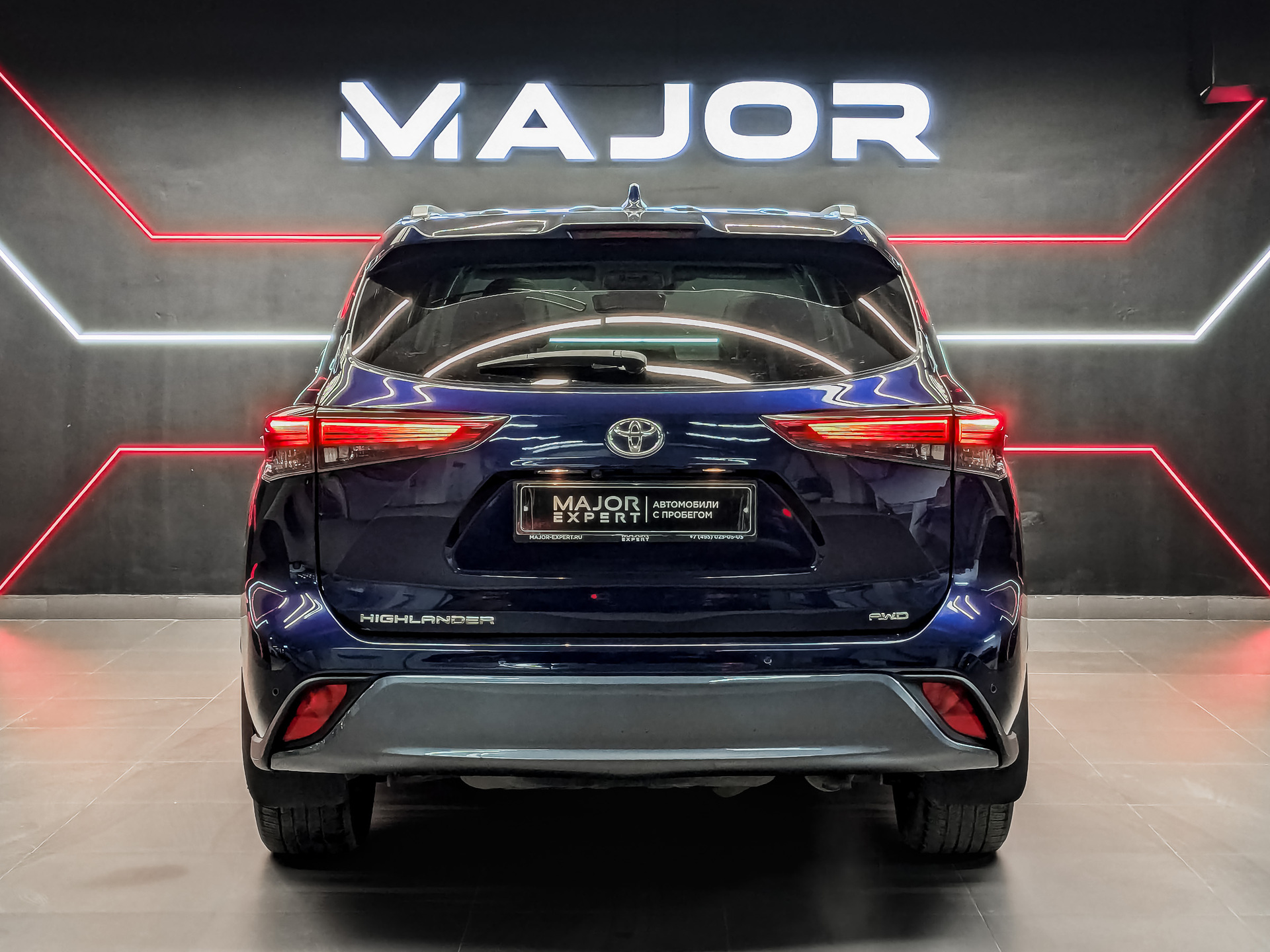TOYOTA Highlander 3.50 (249 л.с), автомат, 2021, пробег 129 570 км