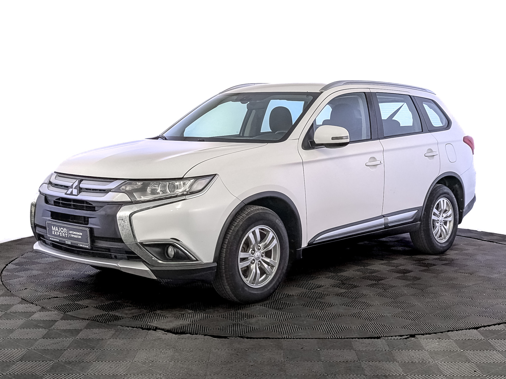 MITSUBISHI Outlander 2.00 (146 л.с), автомат, 2017, пробег 155 000 км