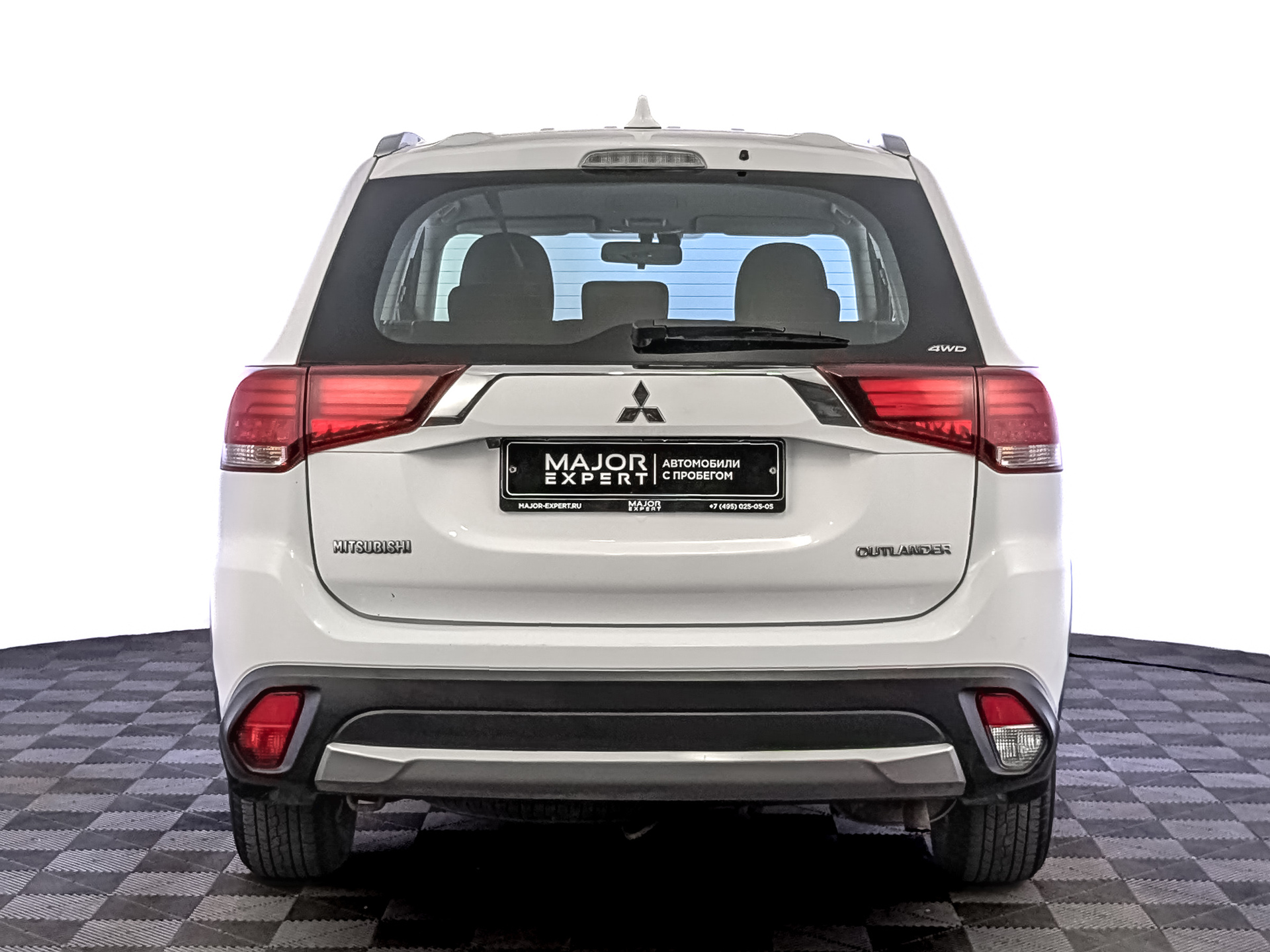 MITSUBISHI Outlander 2.00 (146 л.с), автомат, 2017, пробег 155 000 км