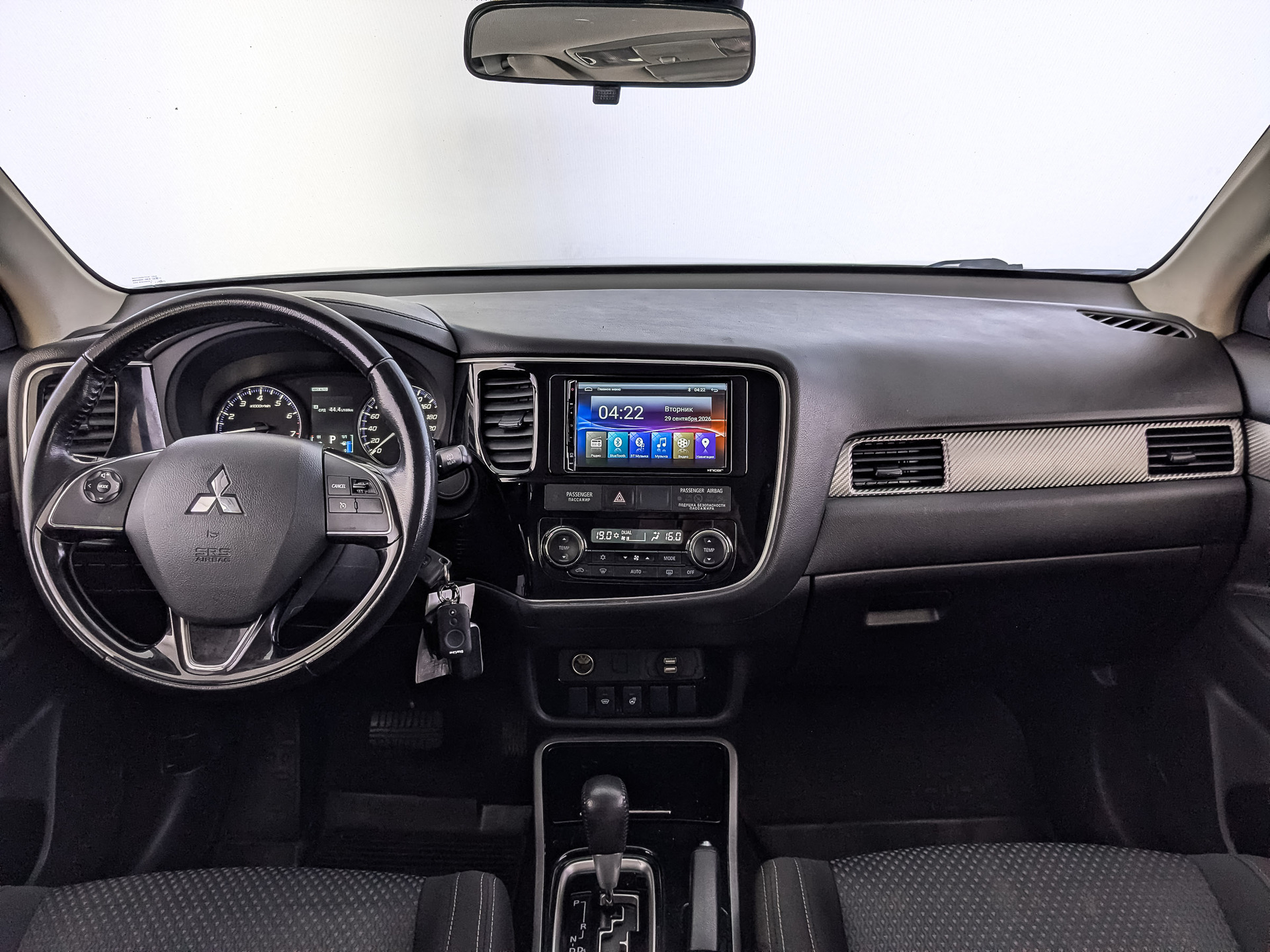 MITSUBISHI Outlander 2.00 (146 л.с), автомат, 2017, пробег 155 000 км