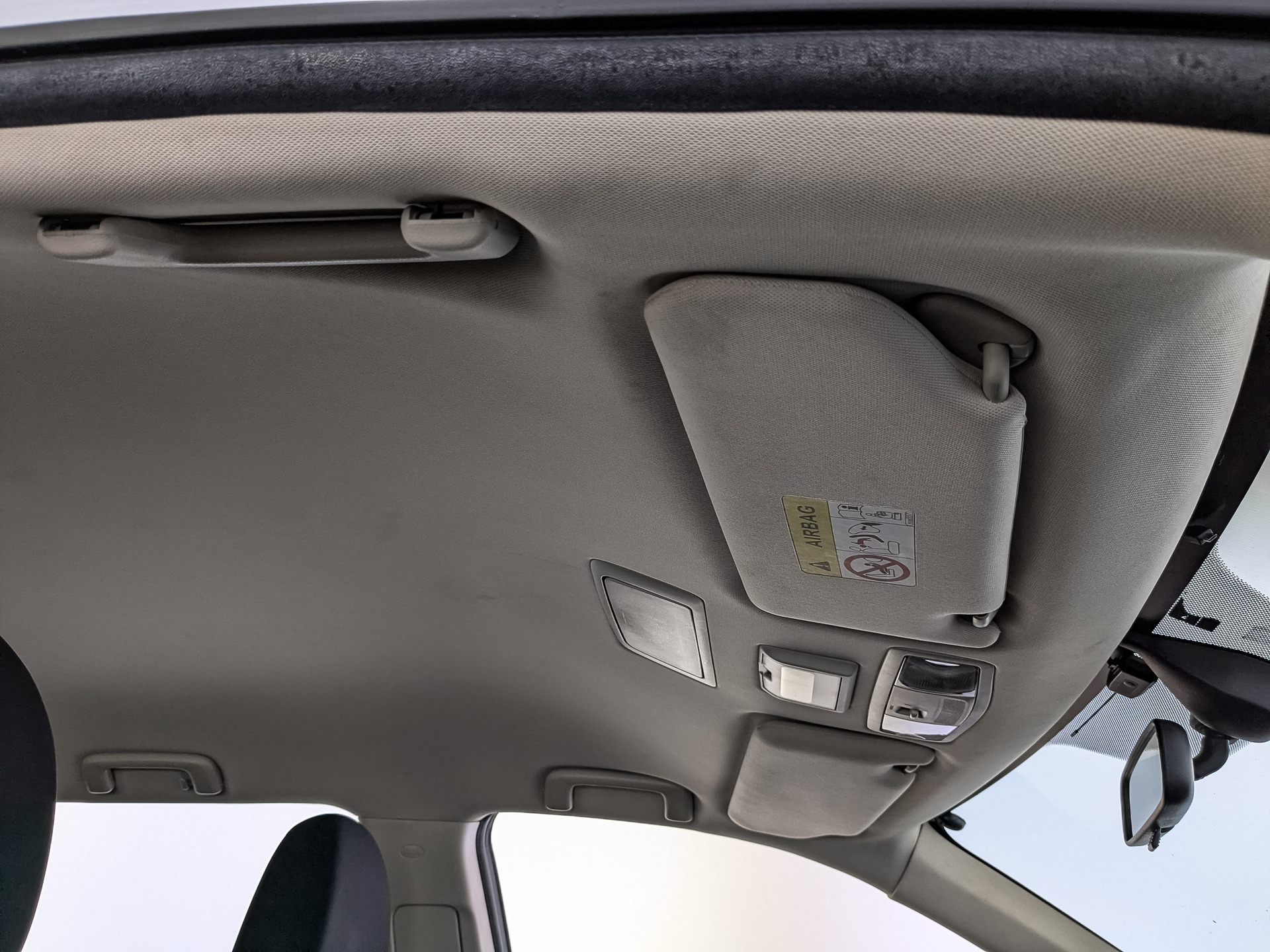 MITSUBISHI Outlander 2.00 (146 л.с), автомат, 2017, пробег 155 000 км