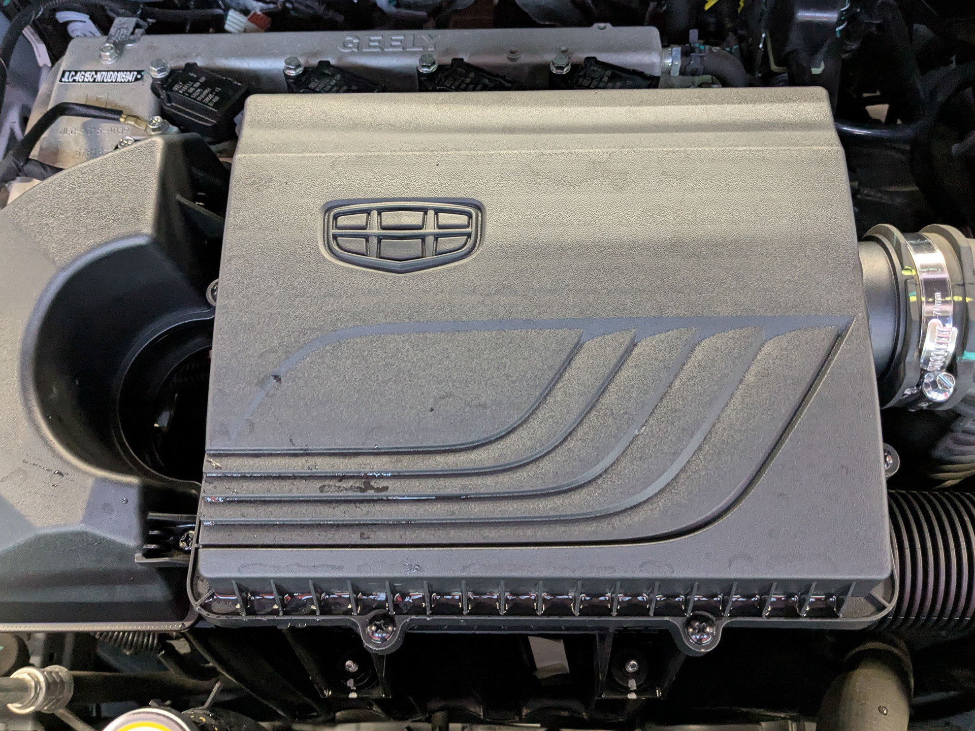 MAPLE X3 Pro 1.50 (105 л.с), автомат, 2022, пробег 10 808 км