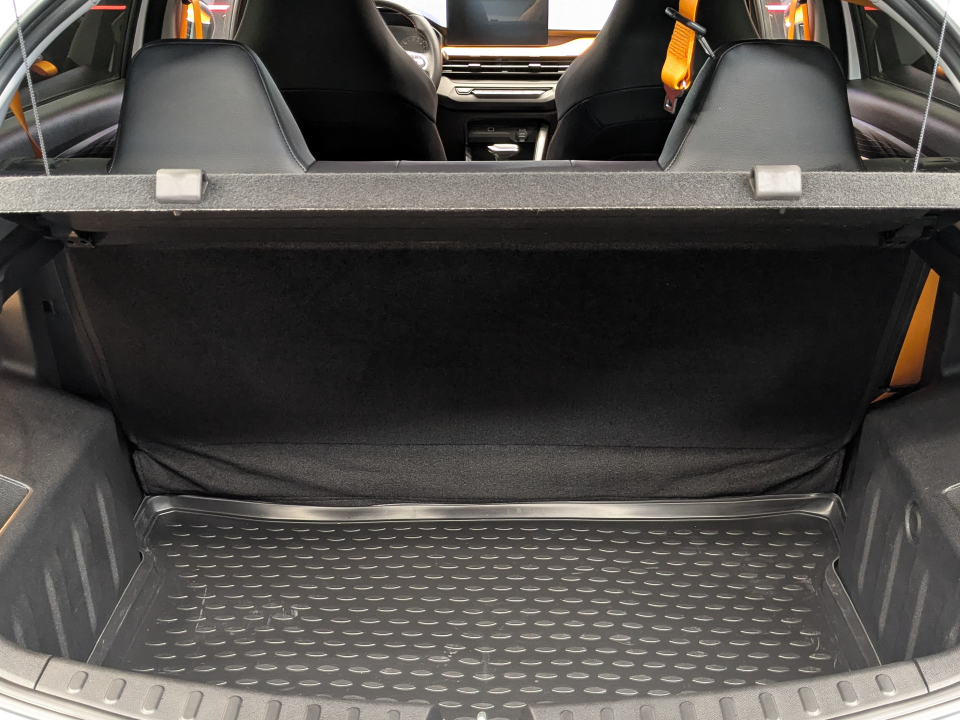 MAPLE X3 Pro 1.50 (105 л.с), автомат, 2022, пробег 10 808 км