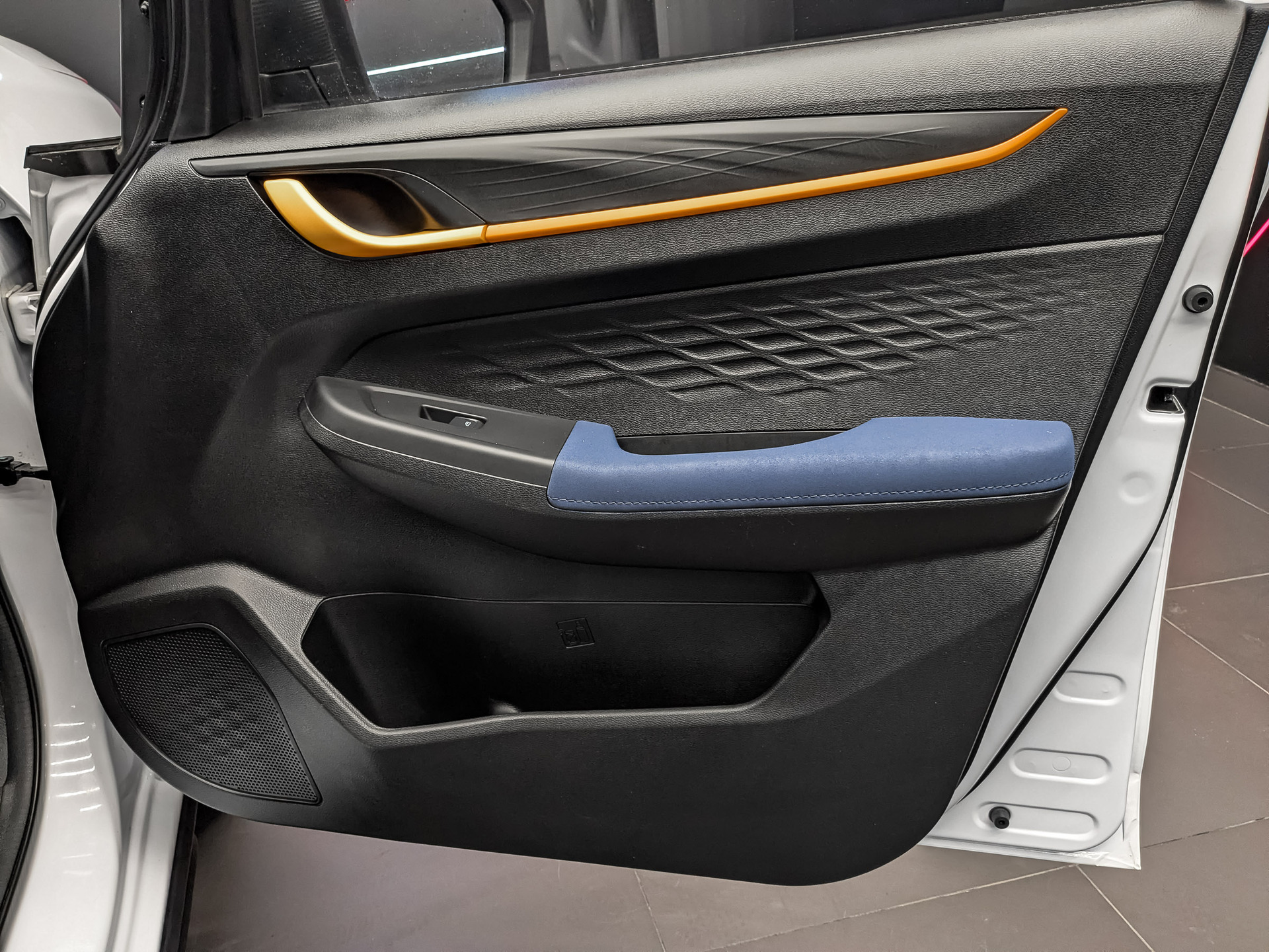 MAPLE X3 Pro 1.50 (105 л.с), автомат, 2022, пробег 10 808 км