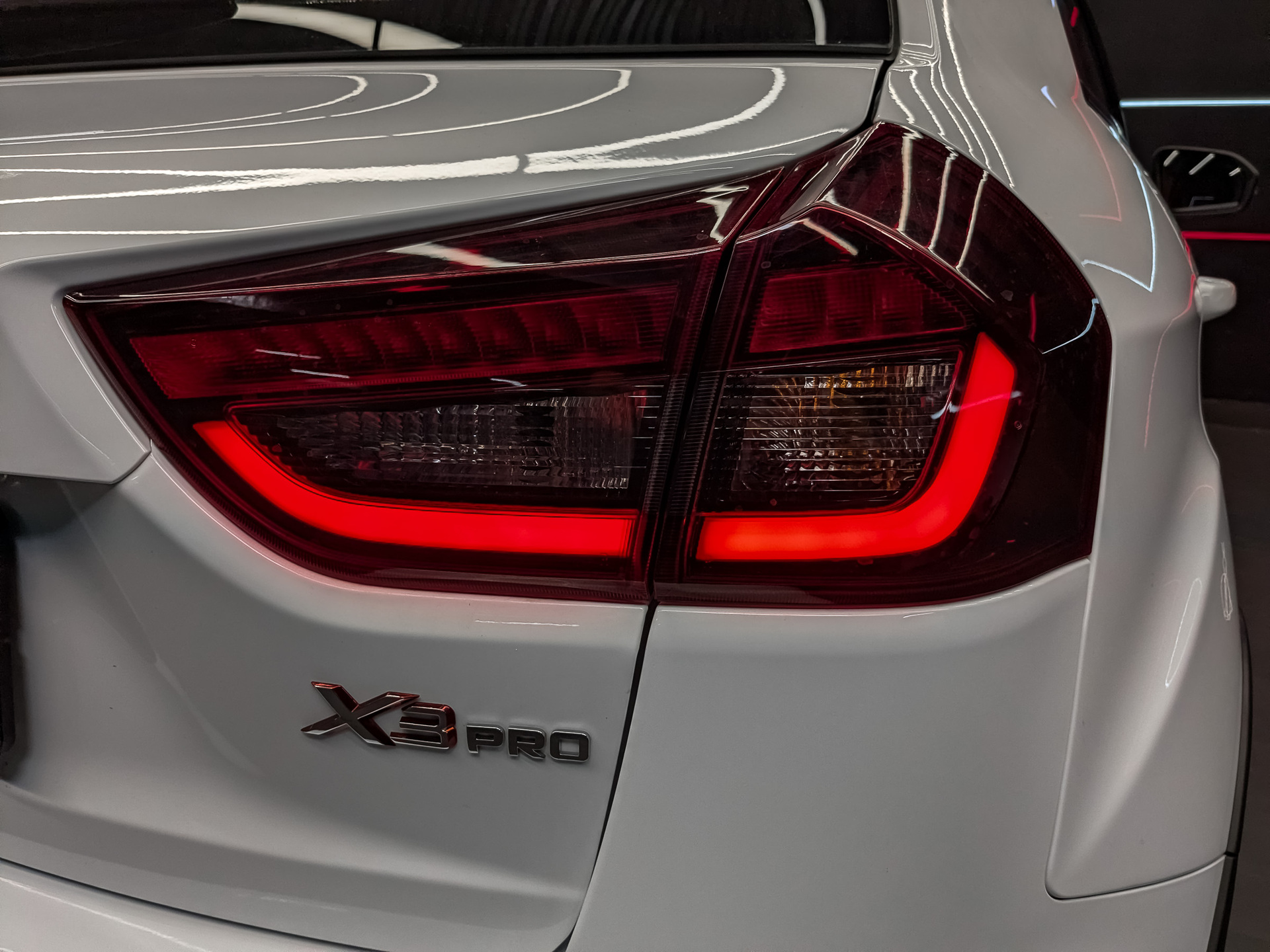 MAPLE X3 Pro 1.50 (105 л.с), автомат, 2022, пробег 10 808 км