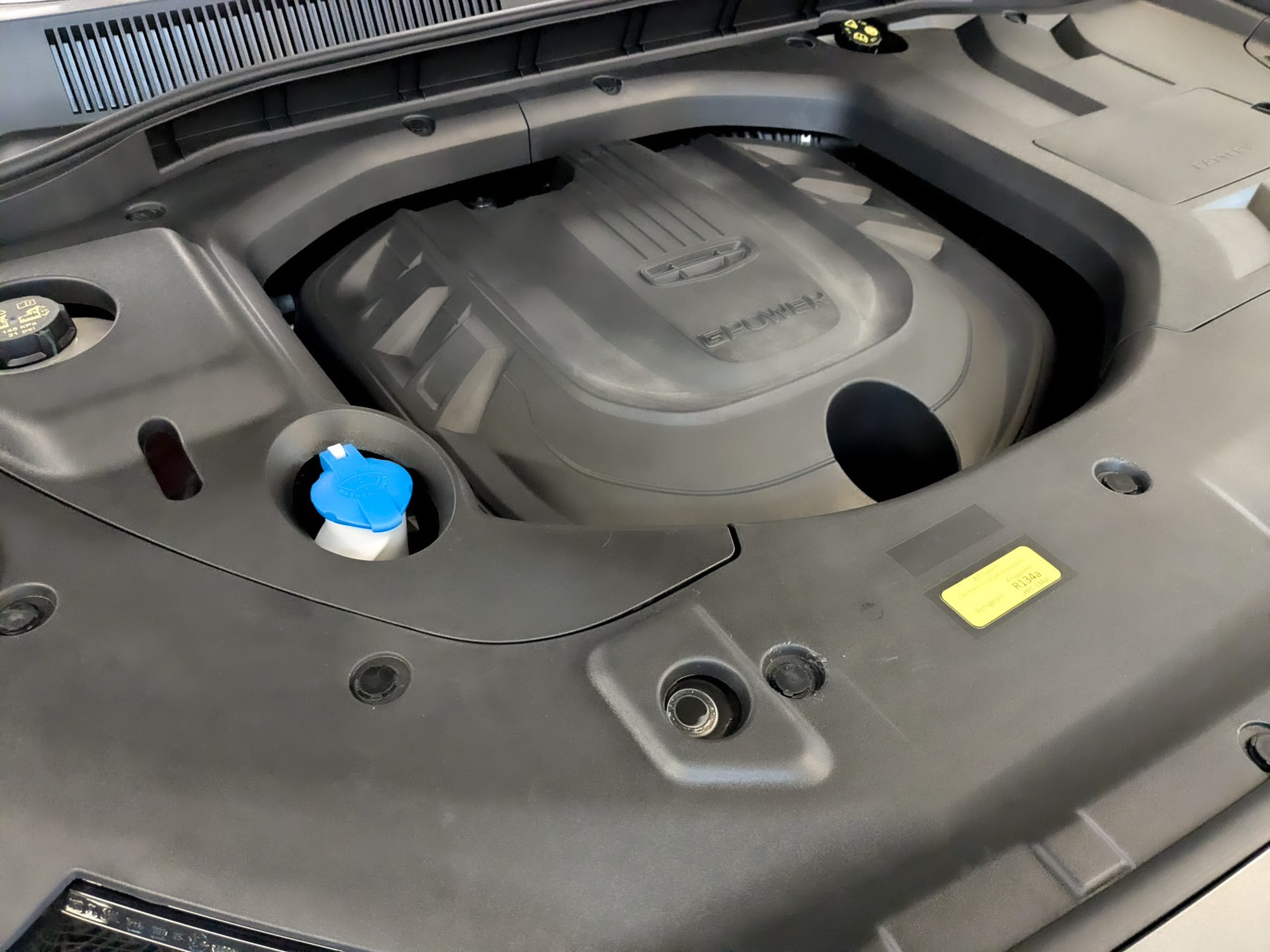 GEELY Atlas Pro 1.50 (177 л.с), автомат, 2023, пробег 53 080 км