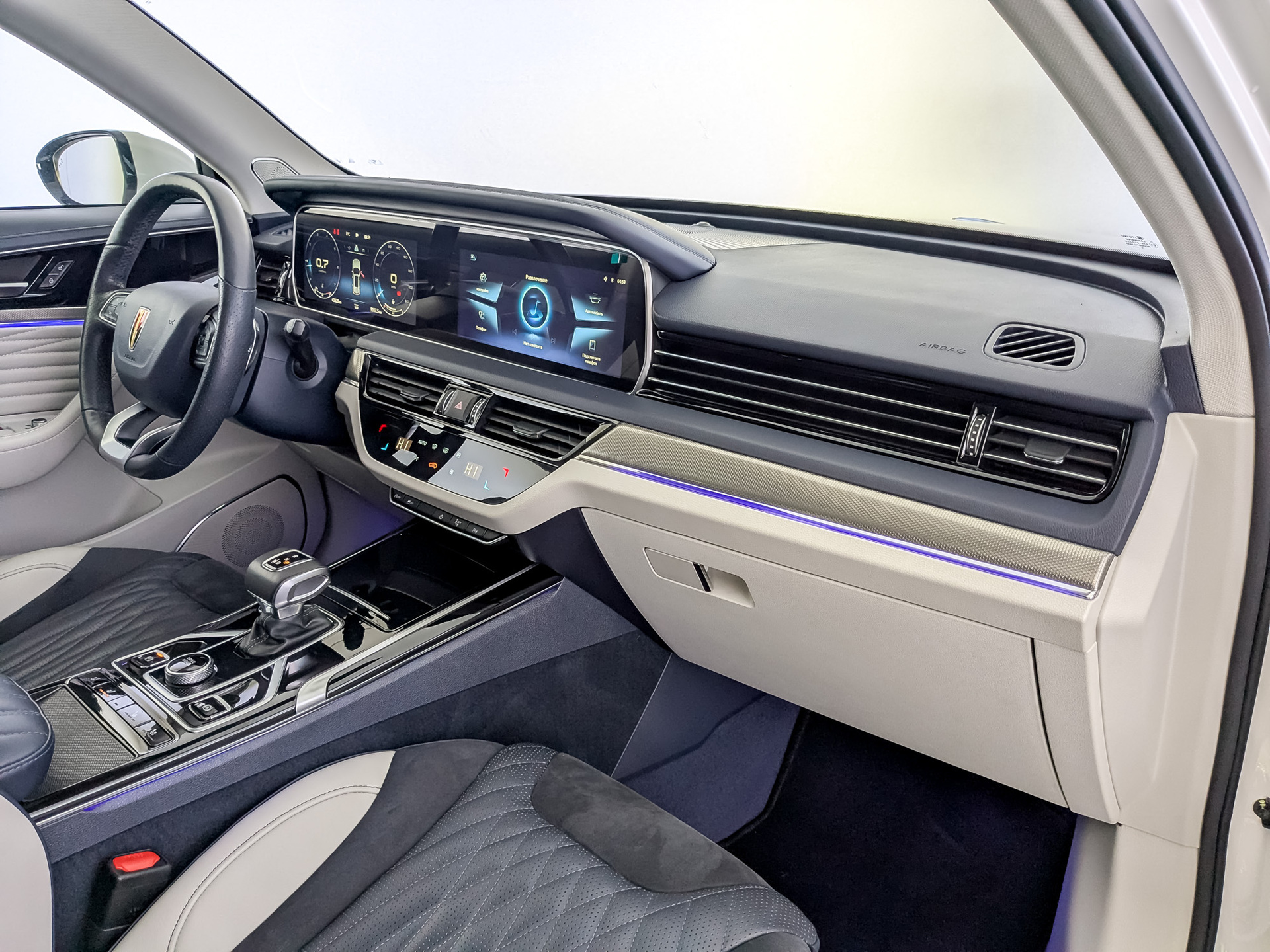 HONGQI HS5 2.00 (218 л.с), автомат, 2023, пробег 43 310 км