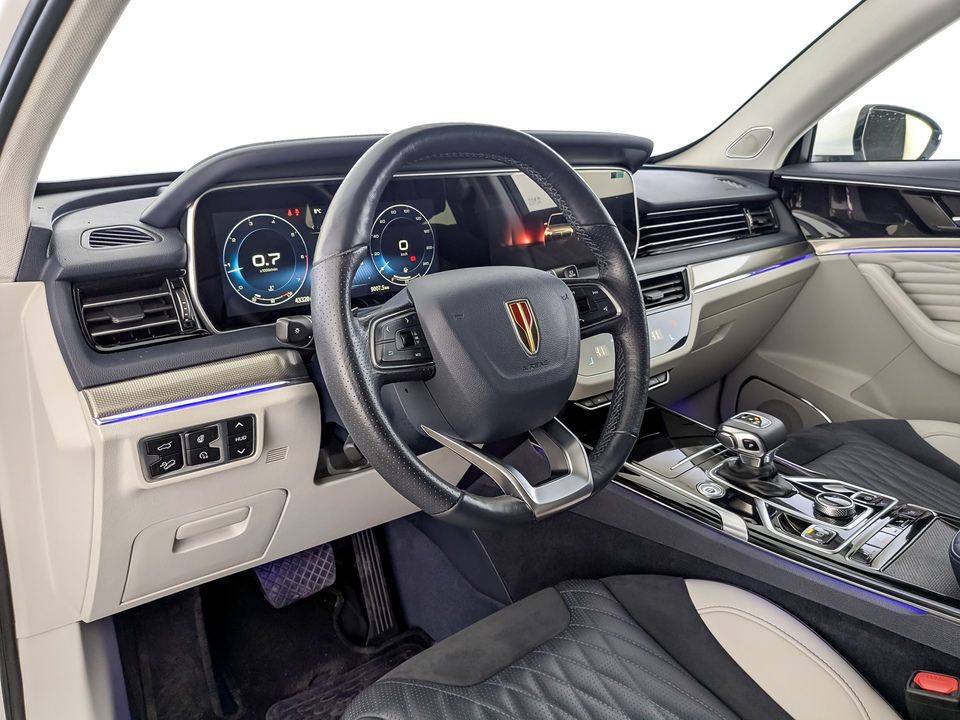 Фото Hongqi HS5 с пробегом 43310 км