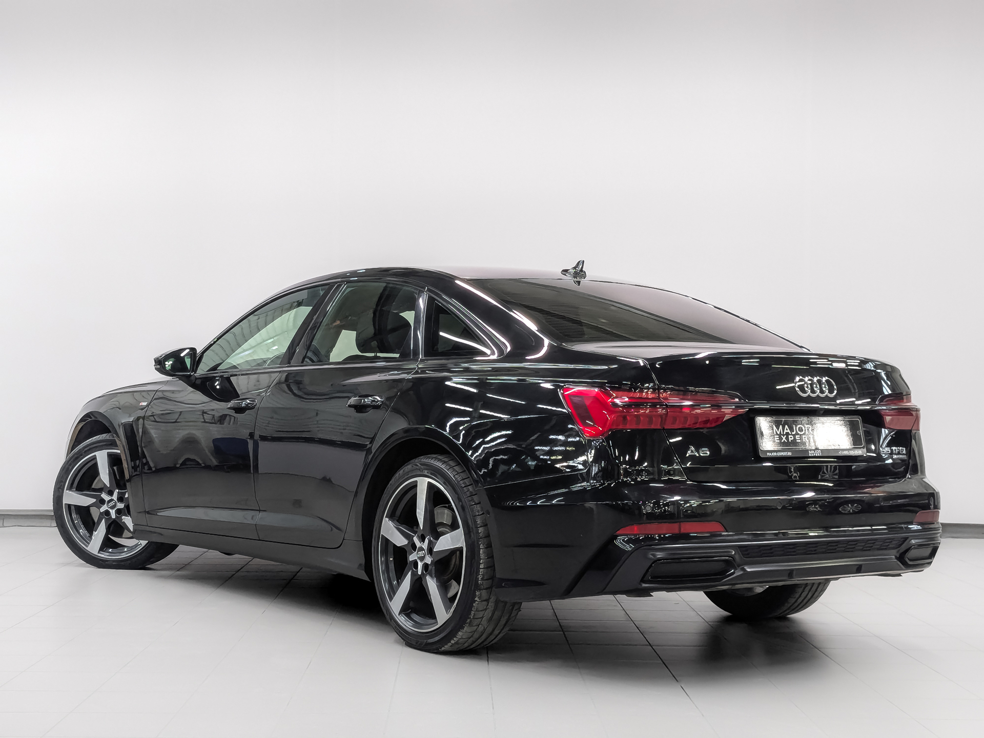AUDI A6 3.00 (340 л.с), автомат, 2018, пробег 122 056 км
