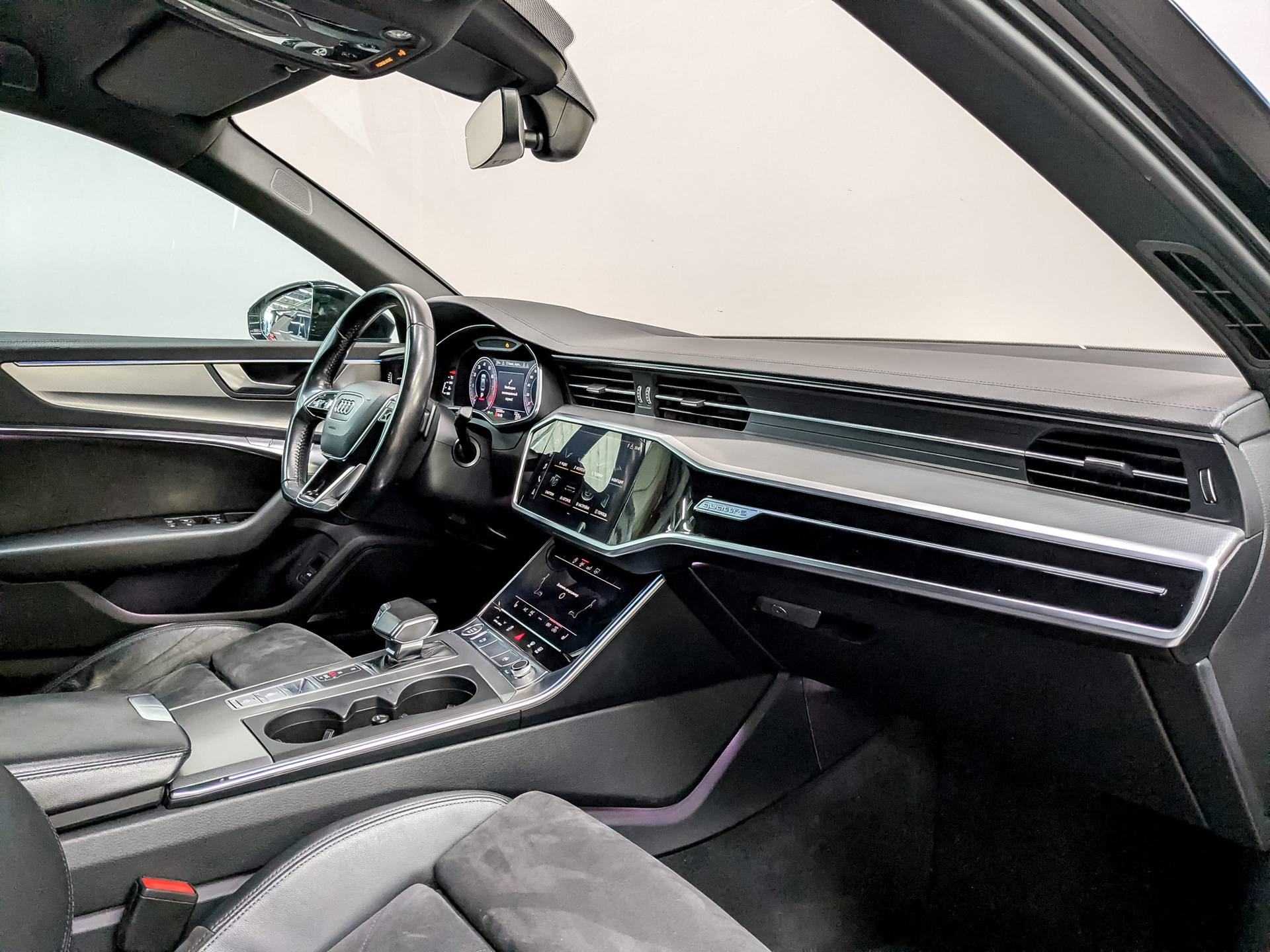 AUDI A6 3.00 (340 л.с), автомат, 2018, пробег 122 056 км