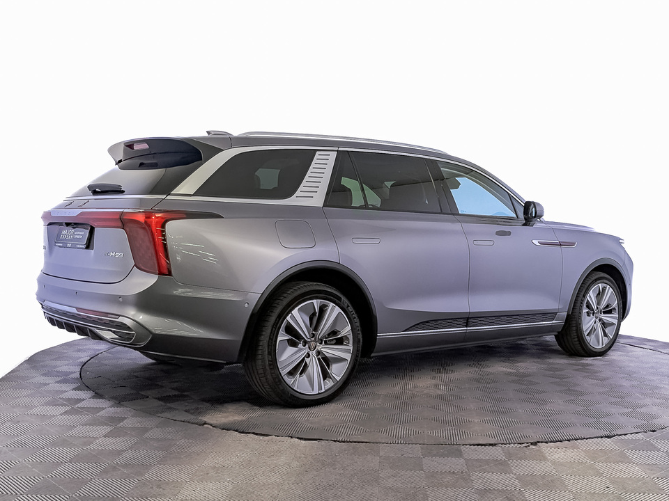 Фото Hongqi E-HS9 с пробегом 37005 км