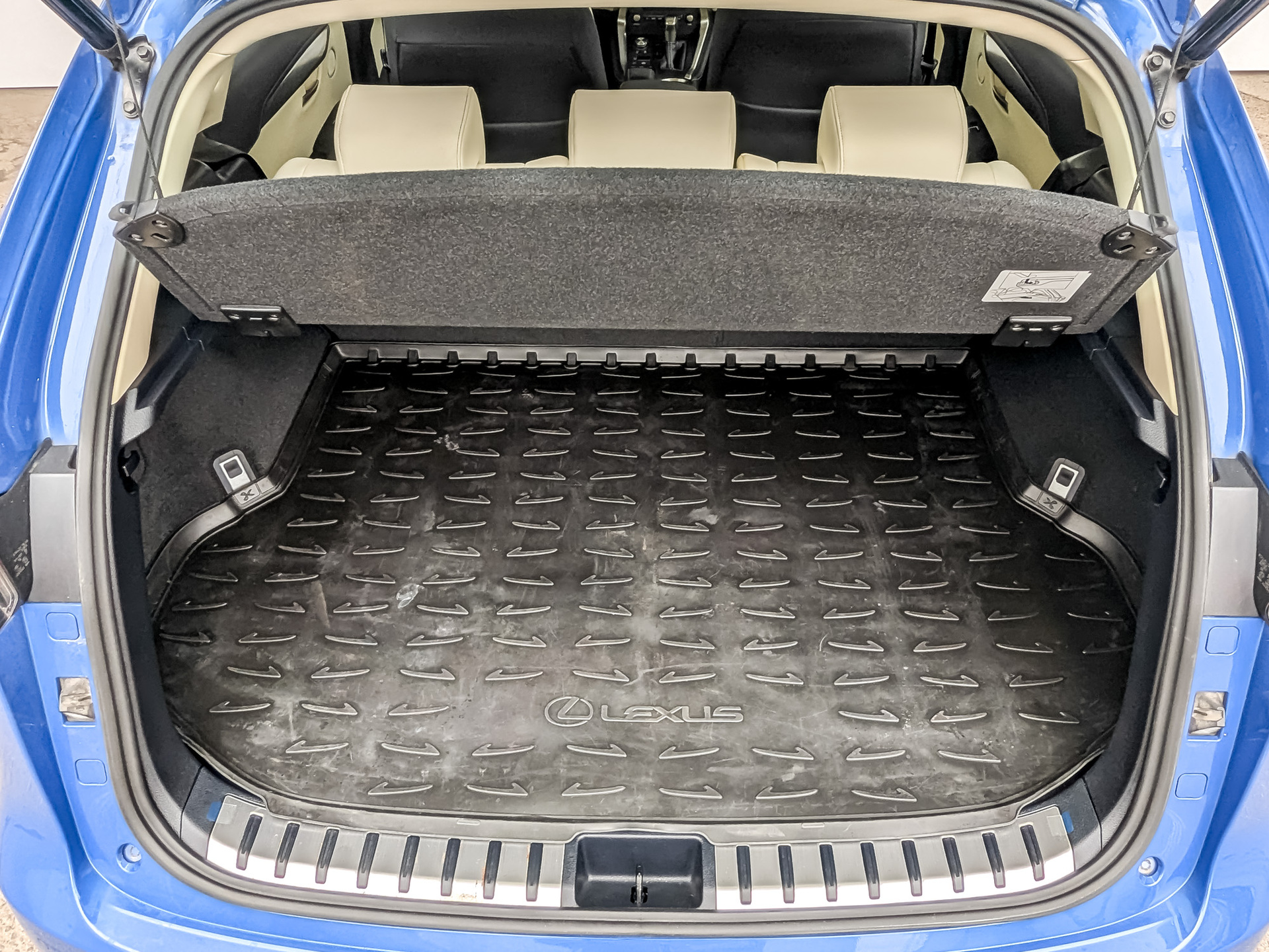 LEXUS NX 2.00 (150 л.с), автомат, 2020, пробег 36 960 км