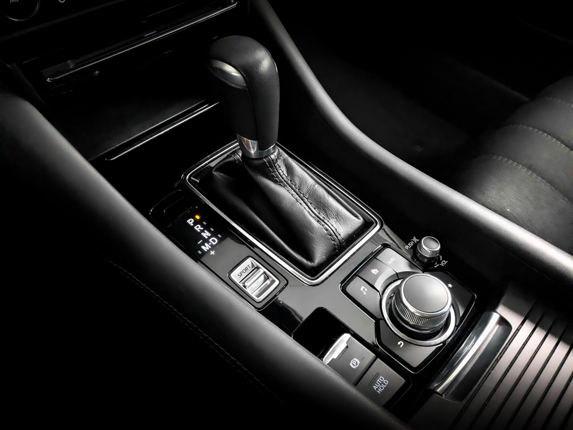 MAZDA 6 2.00 (150 л.с), автомат, 2019, пробег 78 111 км