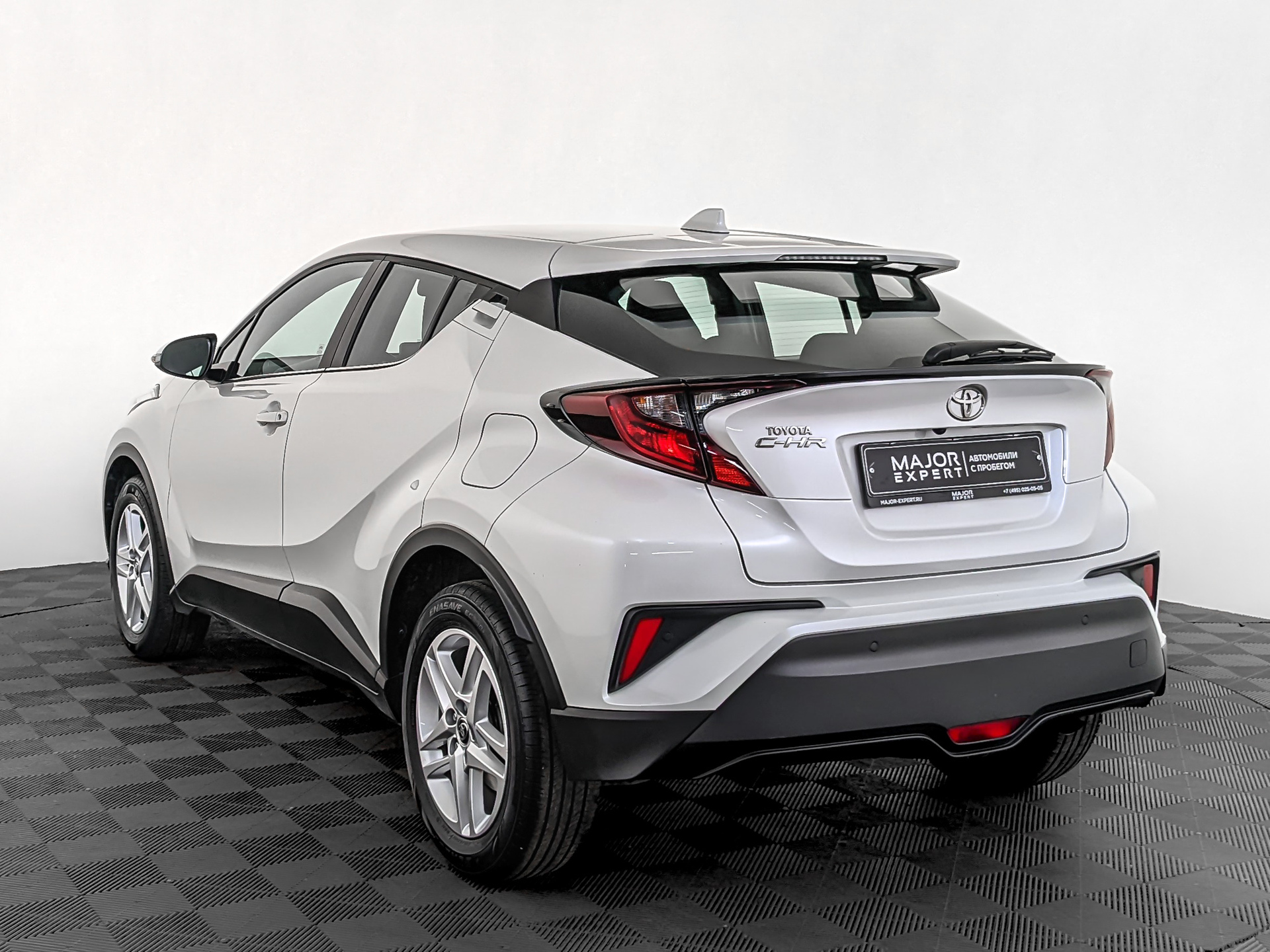 TOYOTA C-HR 2.00 (148 л.с), автомат, 2021, пробег 54 712 км
