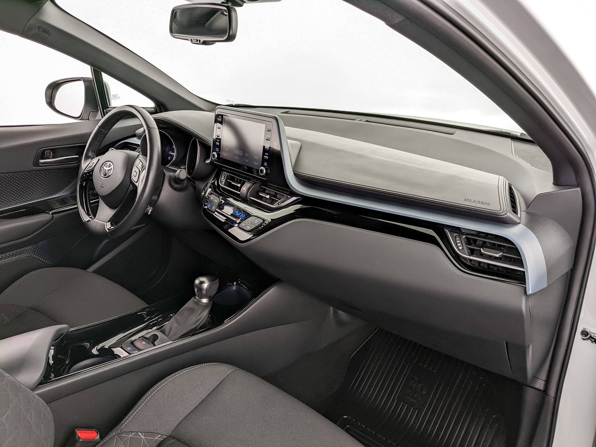 TOYOTA C-HR 2.00 (148 л.с), автомат, 2021, пробег 54 712 км