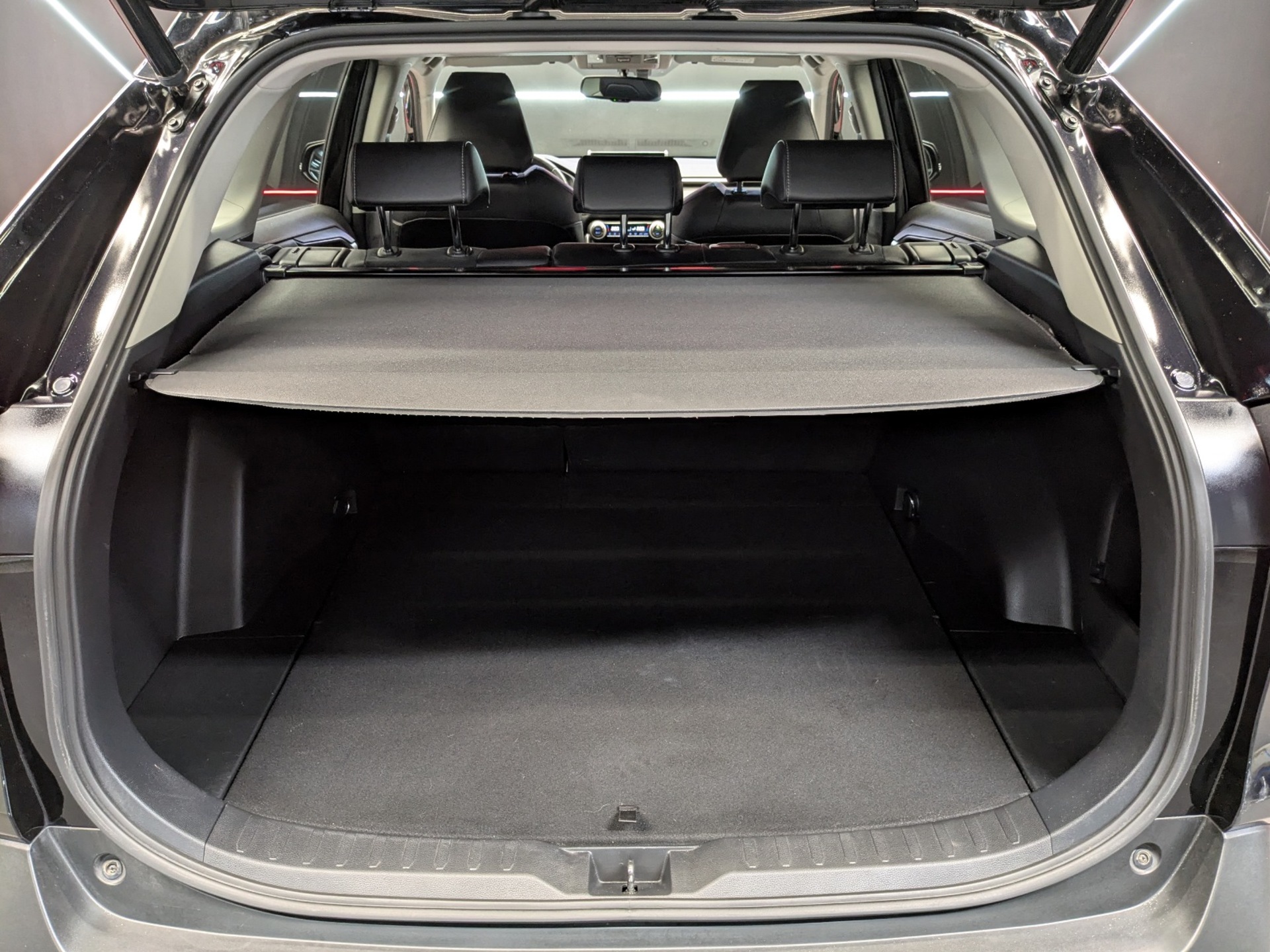 TOYOTA Rav-4 2.50 (199 л.с), автомат, 2020, пробег 88 494 км