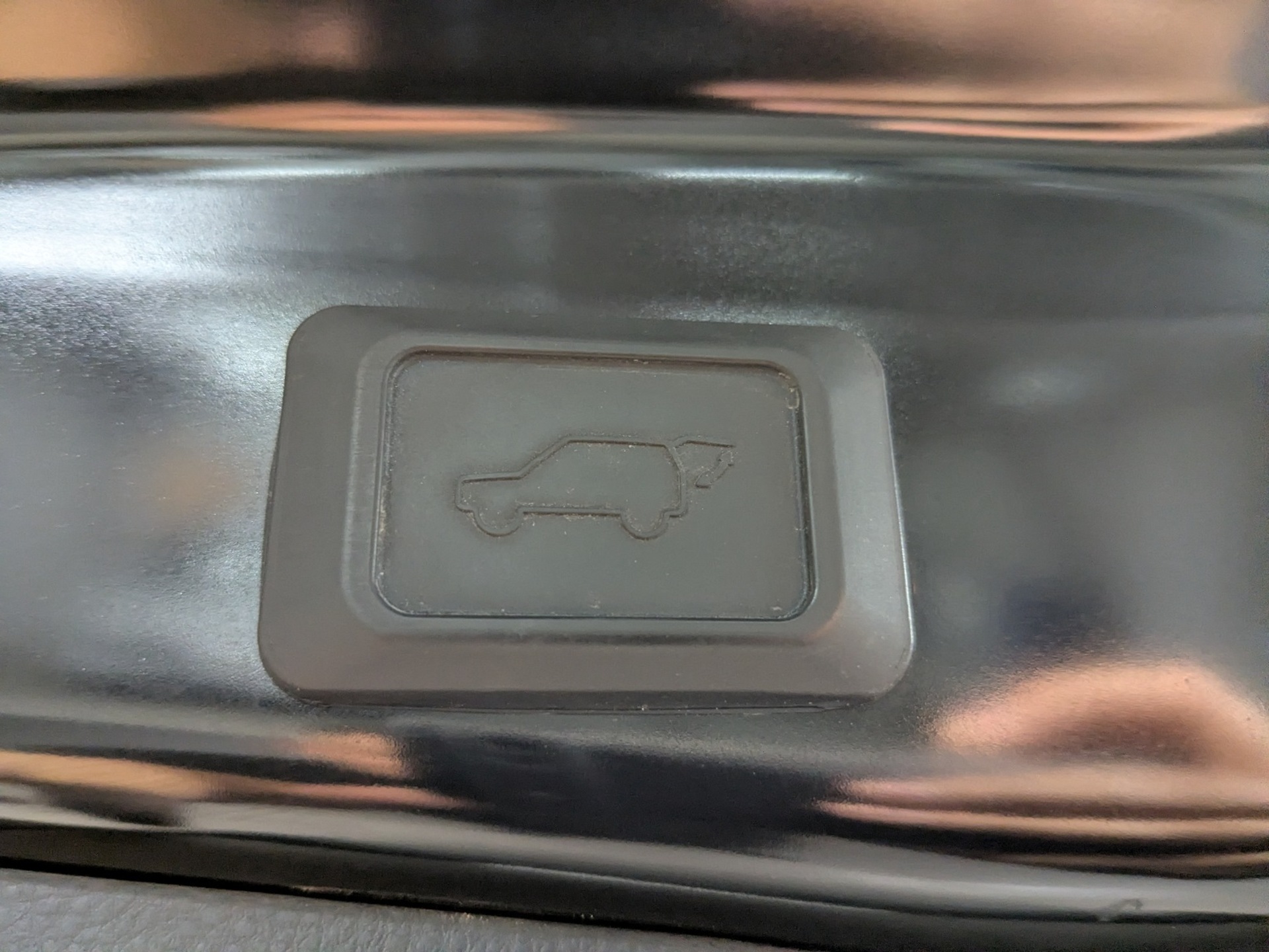 TOYOTA Rav-4 2.50 (199 л.с), автомат, 2020, пробег 88 494 км