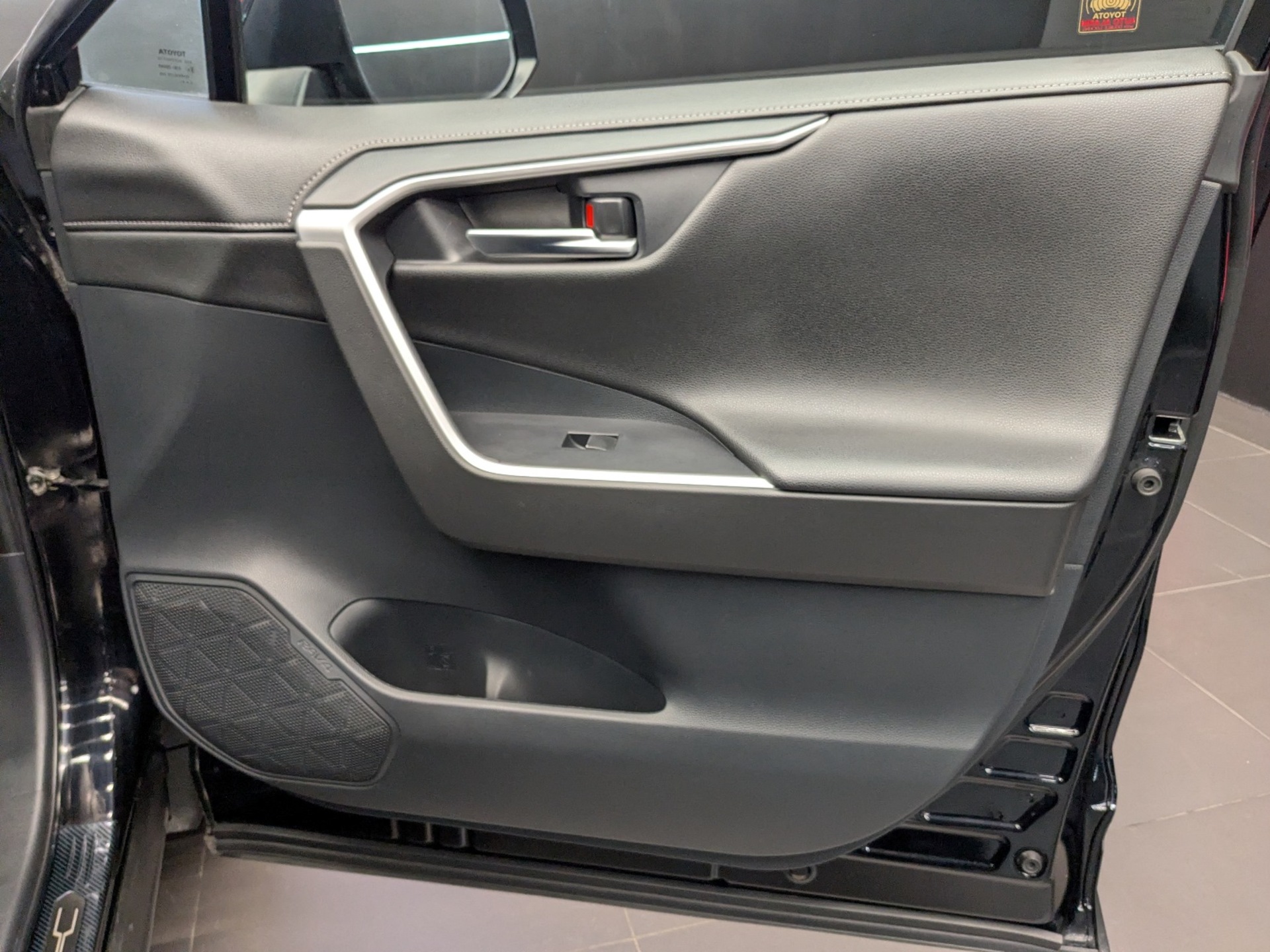 TOYOTA Rav-4 2.50 (199 л.с), автомат, 2020, пробег 88 494 км