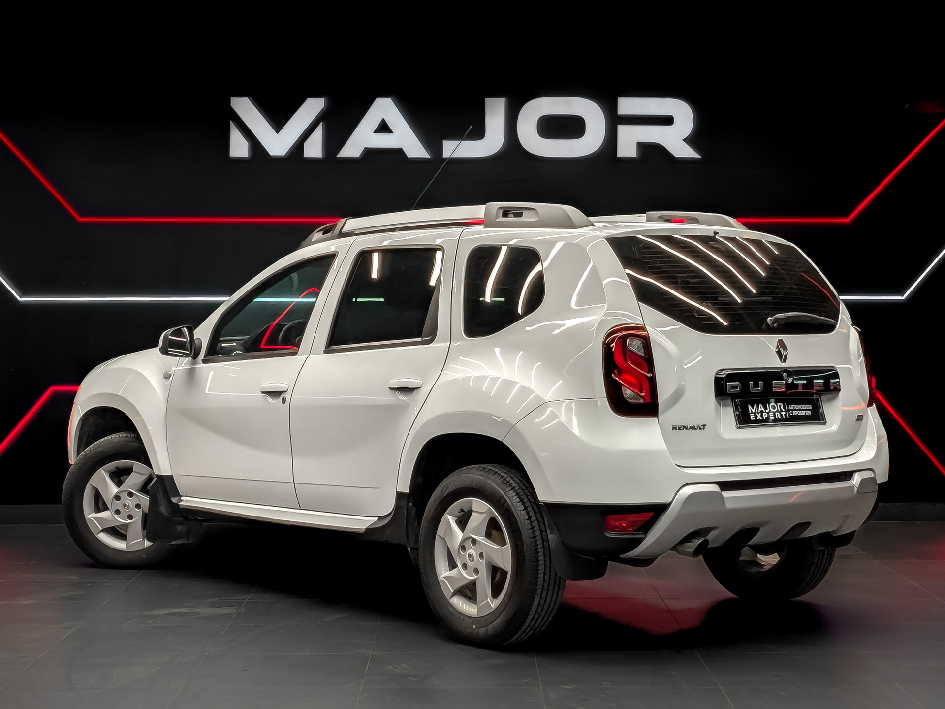 RENAULT Duster 2.00 (143 л.с), автомат, 2018, пробег 148 811 км