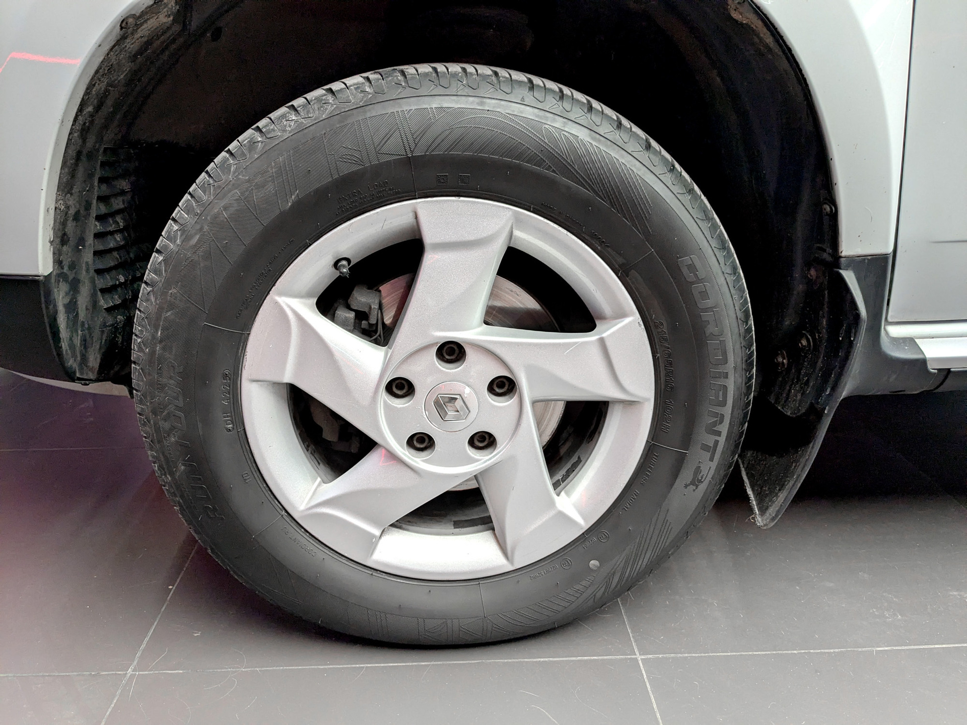 RENAULT Duster 2.00 (143 л.с), автомат, 2018, пробег 148 811 км