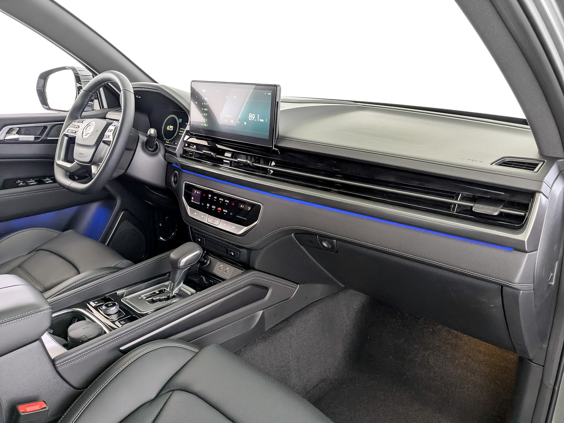 Фото KGM Rexton Премьер 2.0T/225 6AT 4П