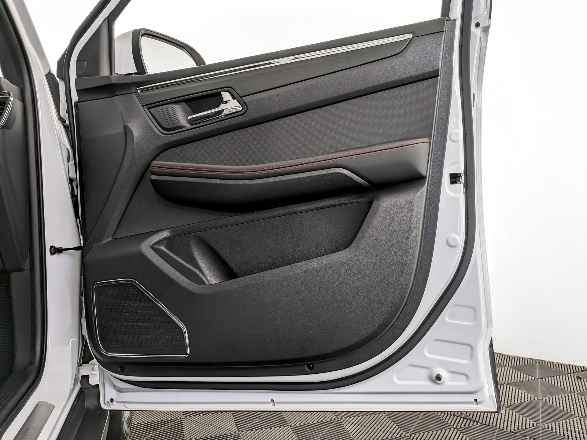 SWM G05 Pro 1.50 (139 л.с), автомат, 2025, пробег 6 865 км