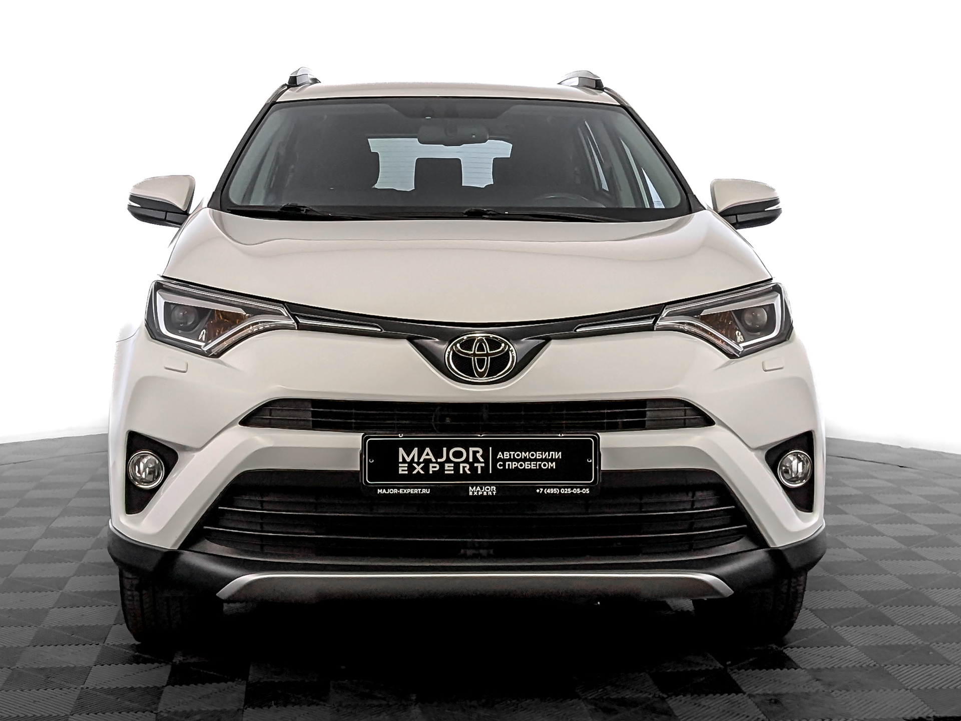 TOYOTA Rav-4 2.00 (146 л.с), автомат, 2018, пробег 97 521 км