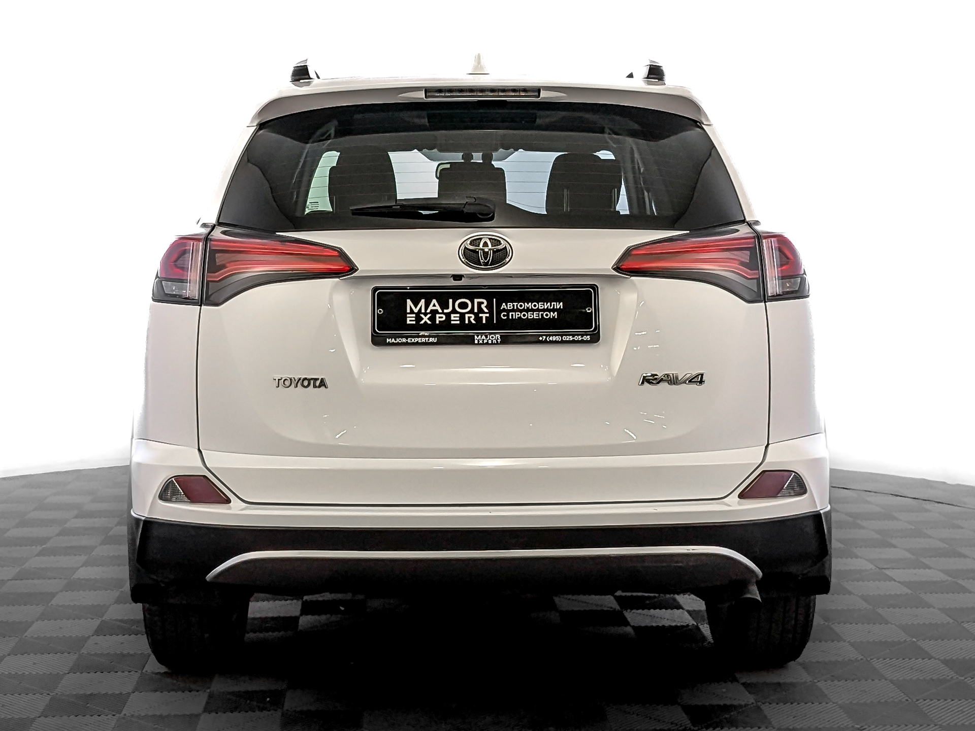 TOYOTA Rav-4 2.00 (146 л.с), автомат, 2018, пробег 97 521 км
