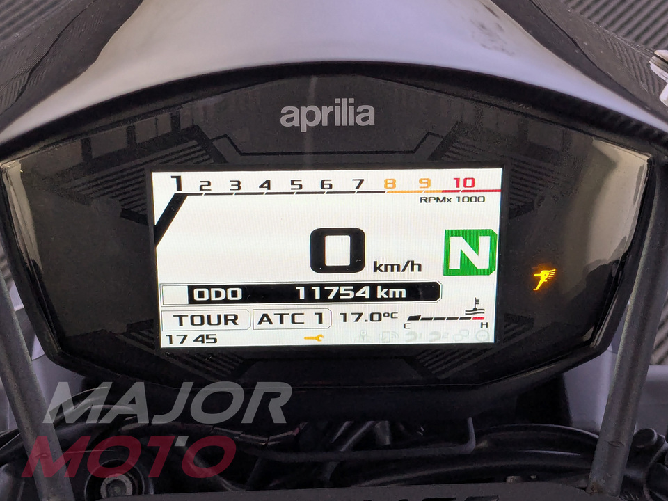 Aprilia Shiver 900 - фото №10