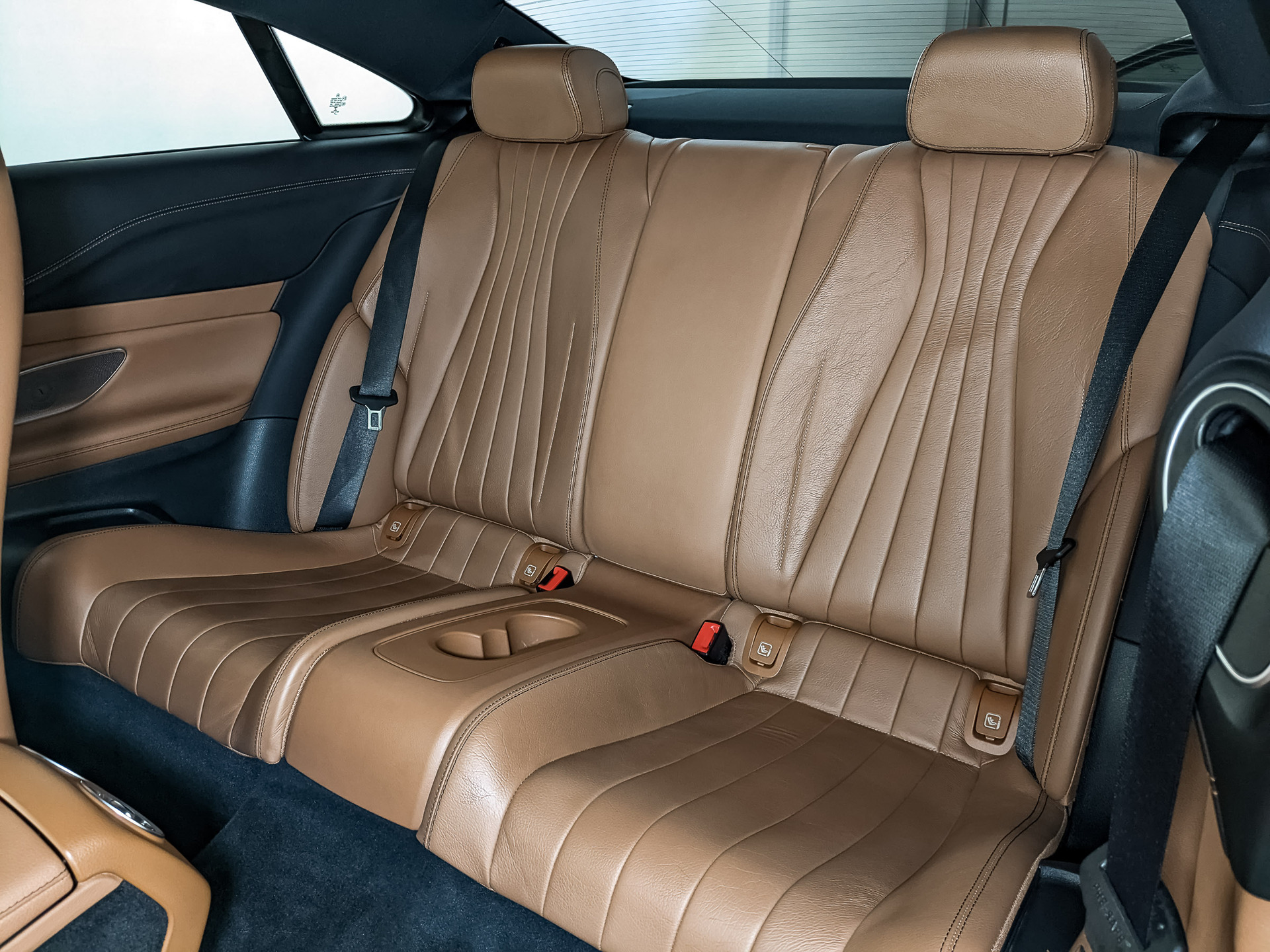 MERCEDES-BENZ E-Класс Купе 2.00 (197 л.с), автомат, 2019, пробег 99 783 км