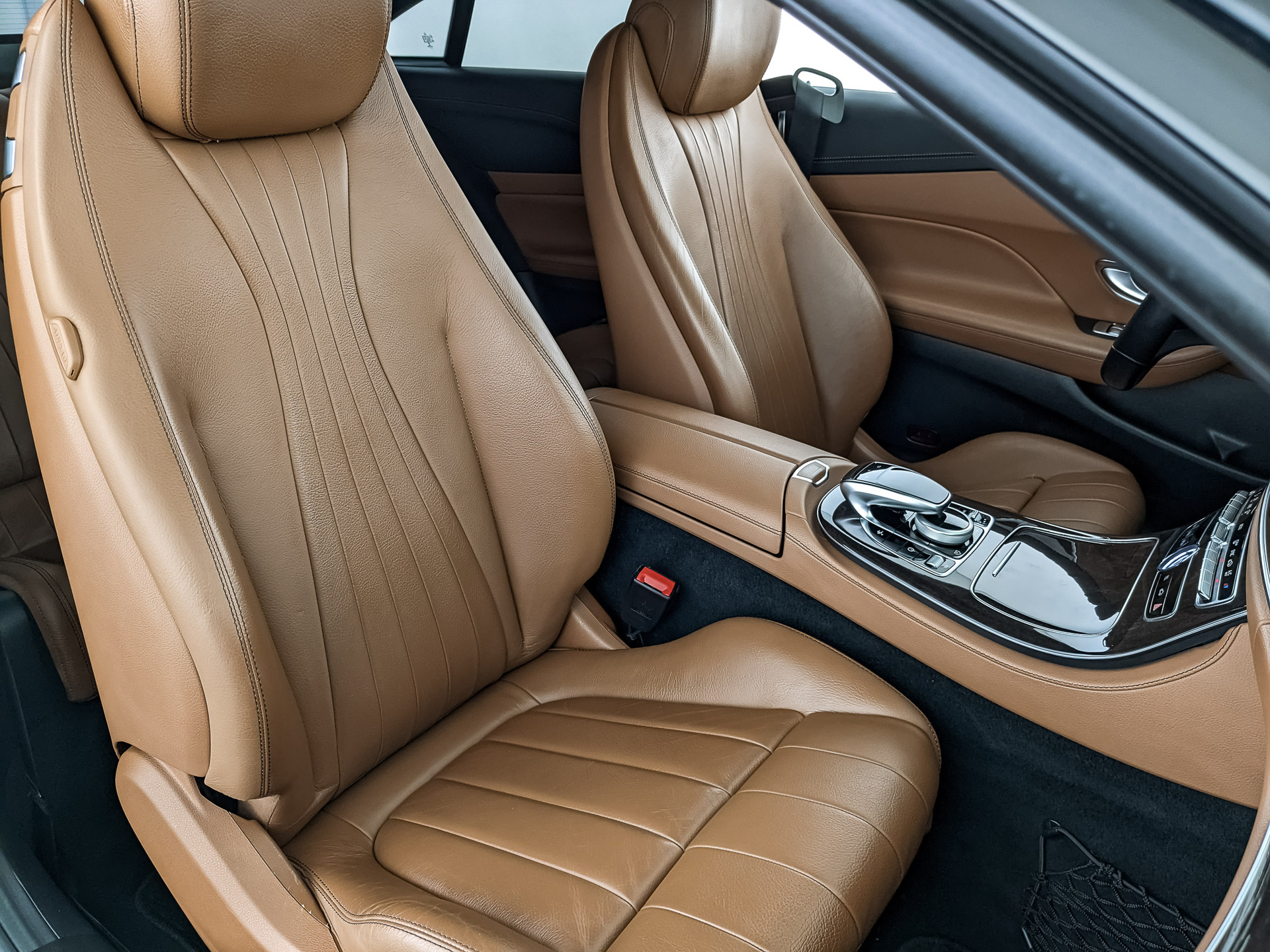 MERCEDES-BENZ E-Класс Купе 2.00 (197 л.с), автомат, 2019, пробег 99 783 км