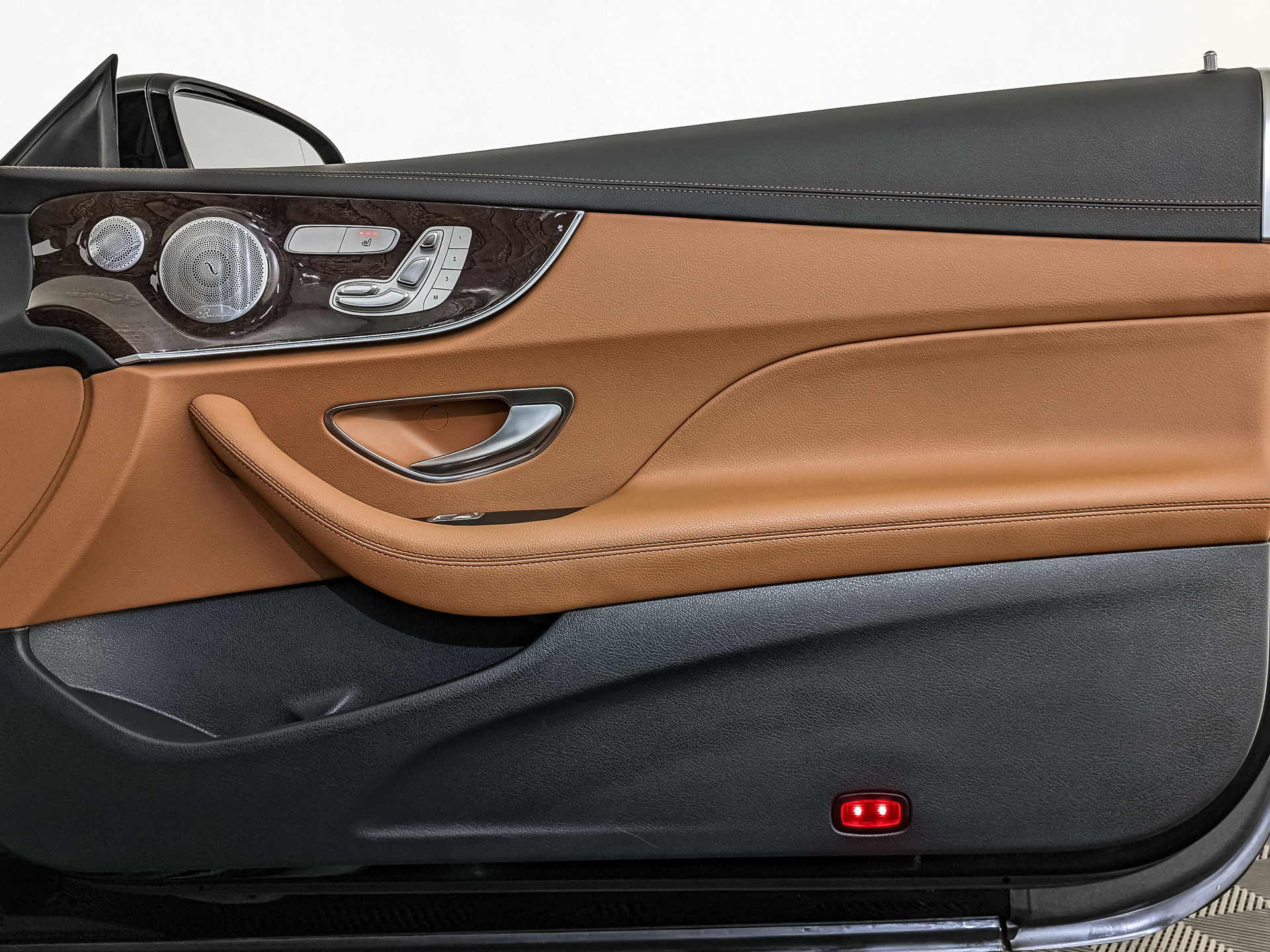 MERCEDES-BENZ E-Класс Купе 2.00 (197 л.с), автомат, 2019, пробег 99 783 км