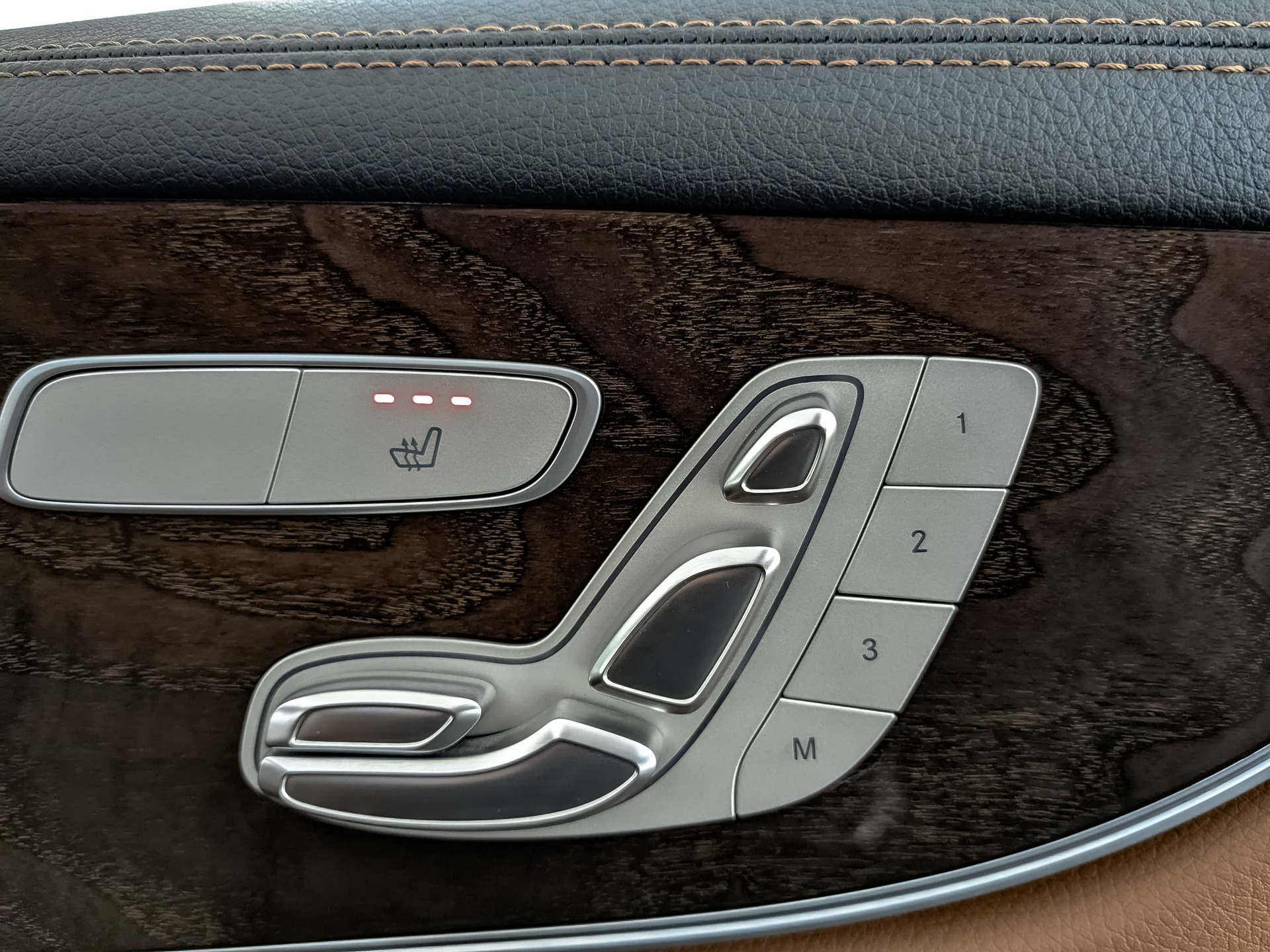 MERCEDES-BENZ E-Класс Купе 2.00 (197 л.с), автомат, 2019, пробег 99 783 км