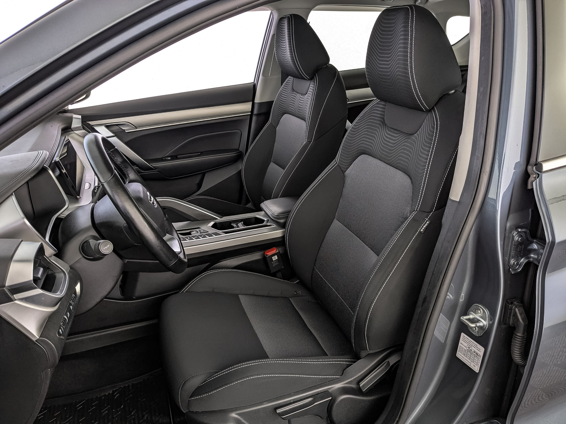 GEELY Coolray 1.50 (149 л.с), автомат, 2023, пробег 70 867 км
