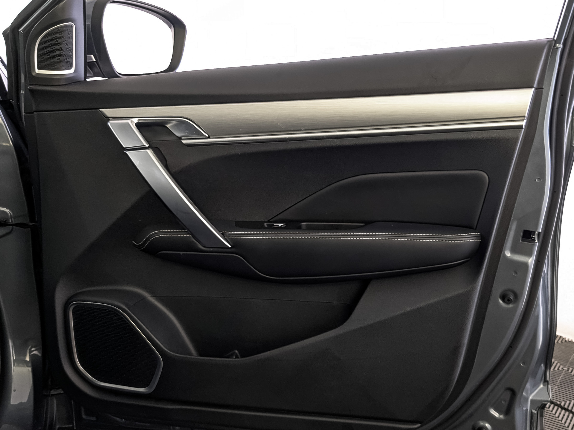 GEELY Coolray 1.50 (149 л.с), автомат, 2023, пробег 70 867 км