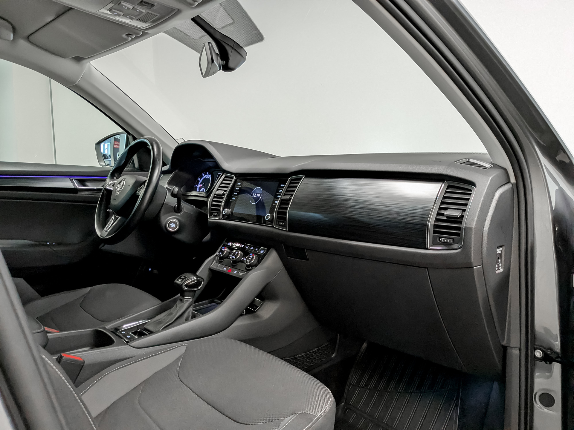 SKODA Kodiaq 2.00 (180 л.с), автомат, 2018, пробег 63 082 км