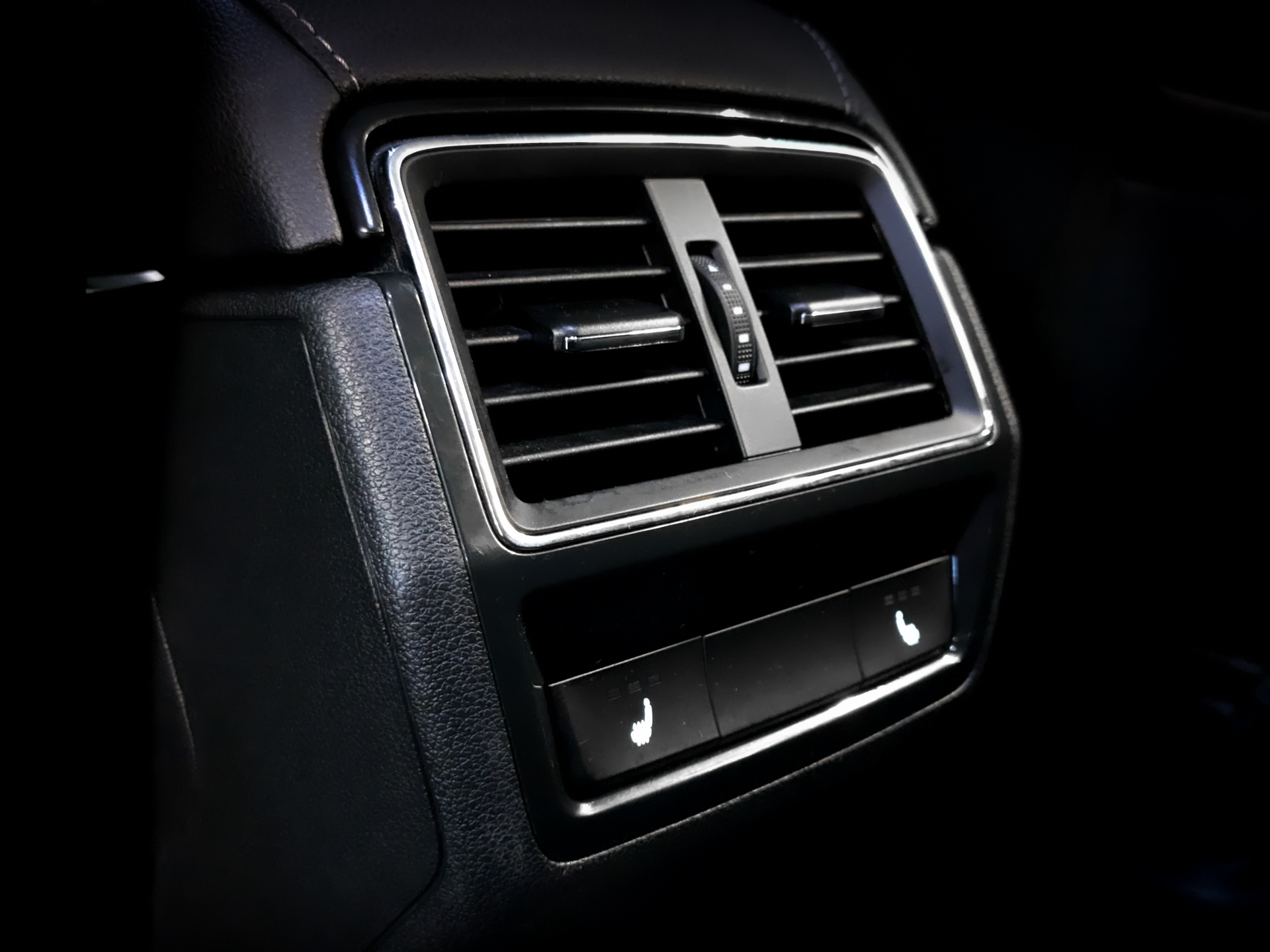 SKODA Kodiaq 2.00 (180 л.с), автомат, 2018, пробег 63 082 км