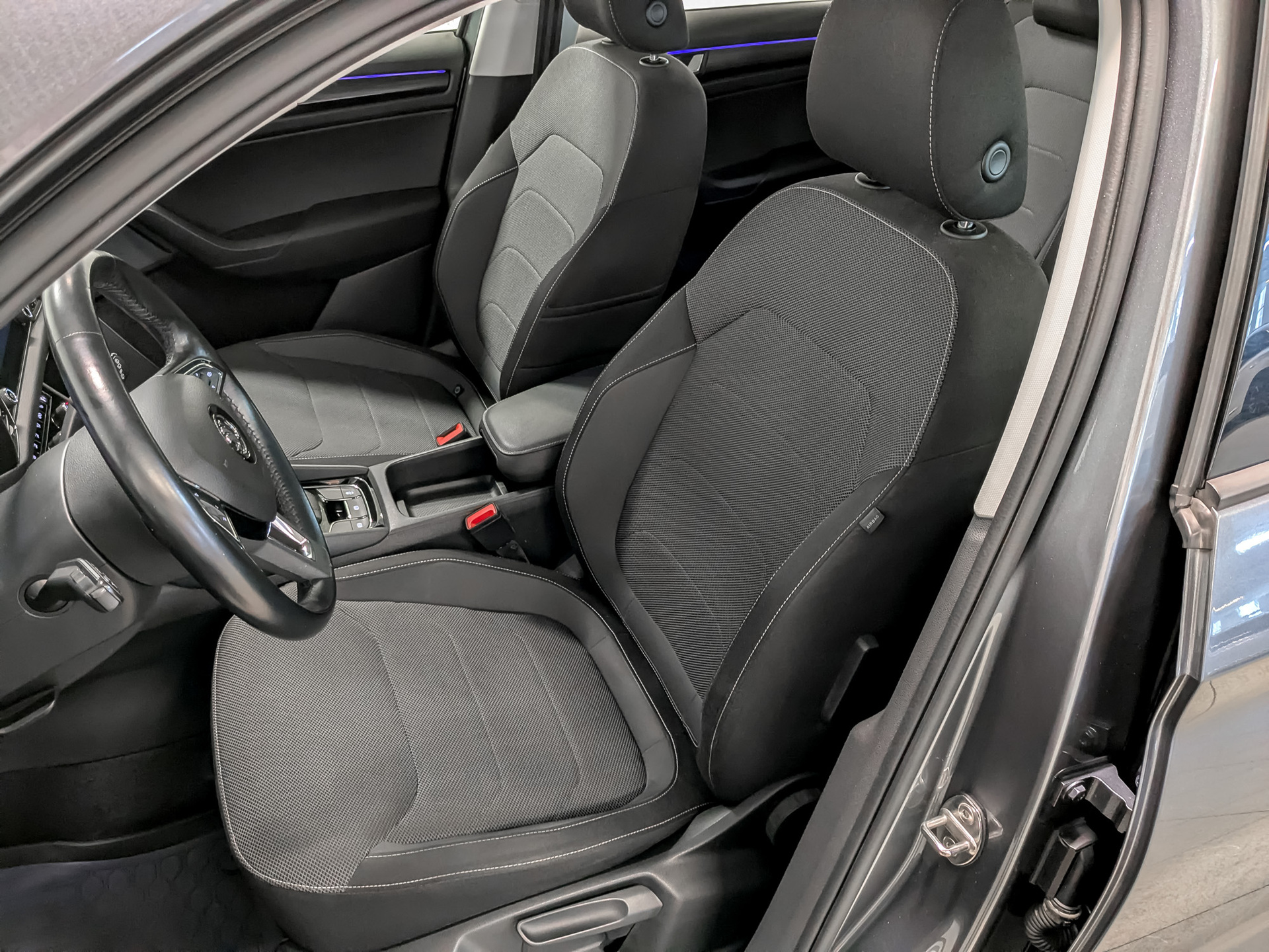 SKODA Kodiaq 2.00 (180 л.с), автомат, 2018, пробег 63 082 км