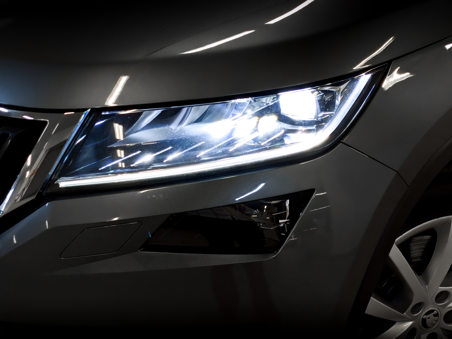 SKODA Kodiaq 2.00 (180 л.с), автомат, 2018, пробег 63 082 км