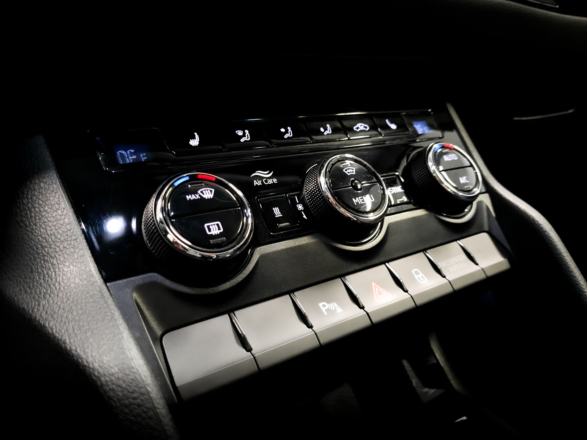 SKODA Kodiaq 2.00 (180 л.с), автомат, 2018, пробег 63 082 км