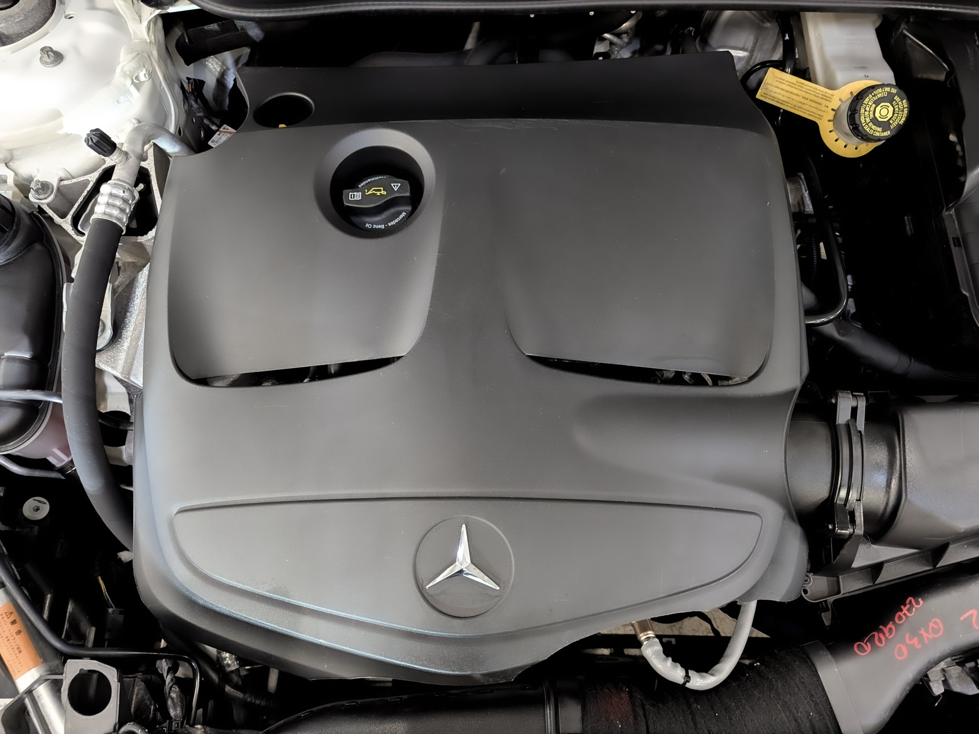MERCEDES-BENZ GLA 2.00 (211 л.с), автомат, 2018, пробег 95 501 км