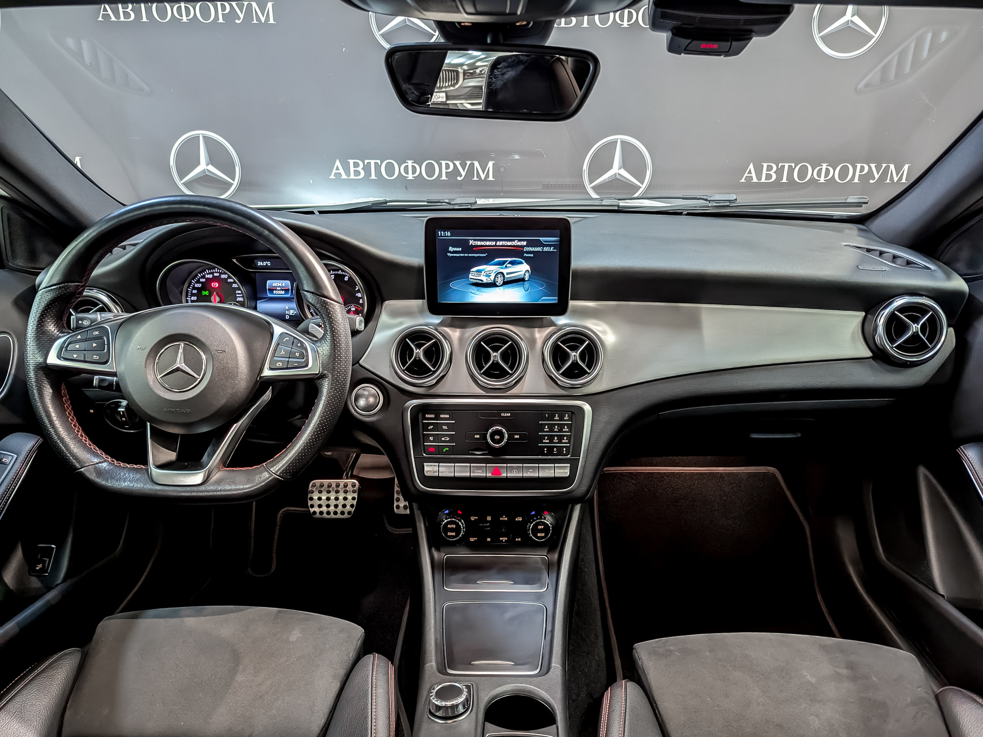 MERCEDES-BENZ GLA 2.00 (211 л.с), автомат, 2018, пробег 95 501 км