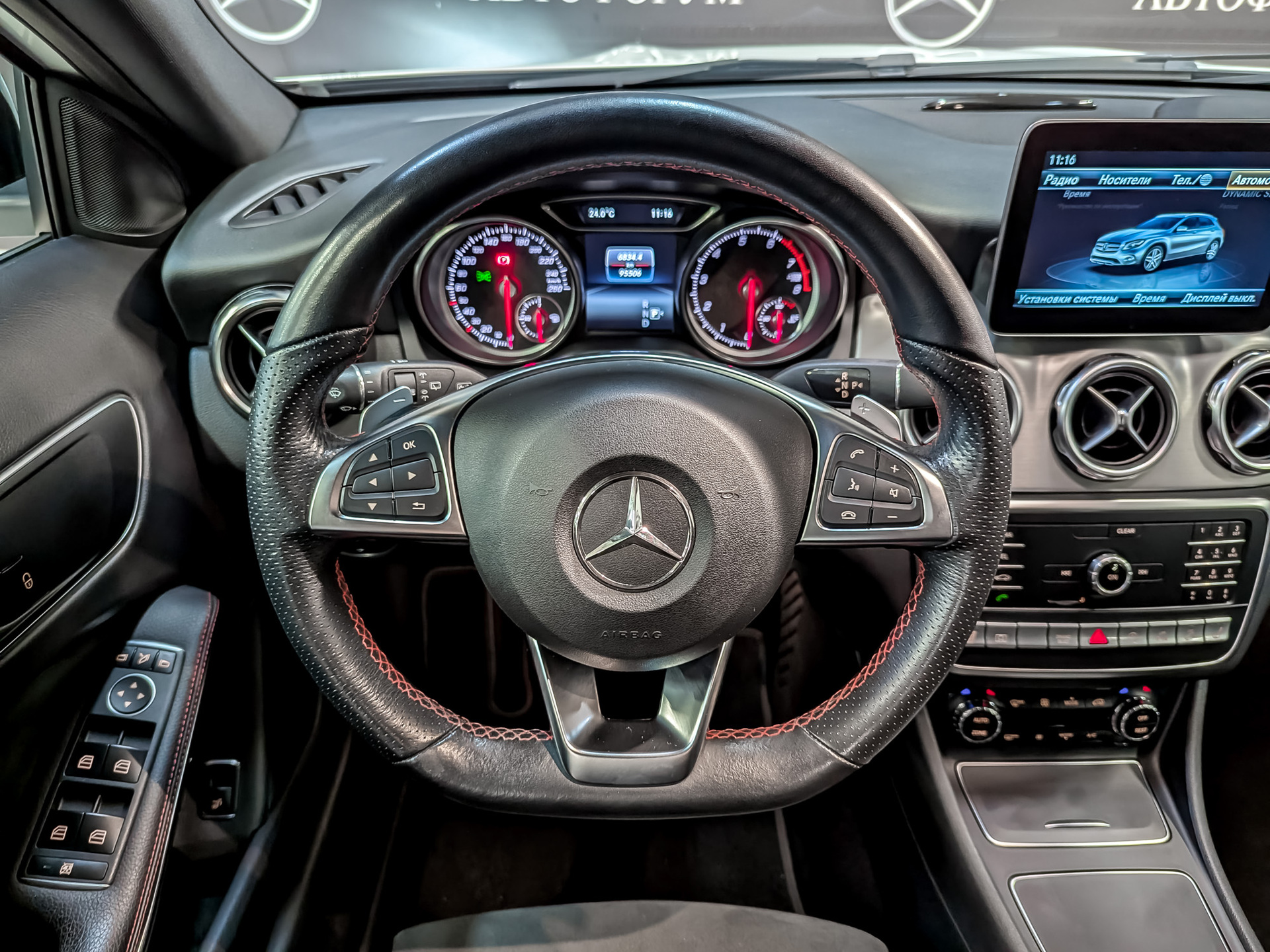 MERCEDES-BENZ GLA 2.00 (211 л.с), автомат, 2018, пробег 95 501 км