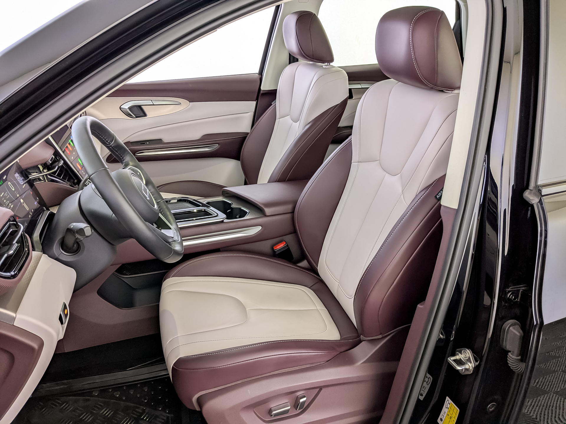 FAW Bestune T90 2.00 (245 л.с), автомат, 2025, пробег 16 541 км