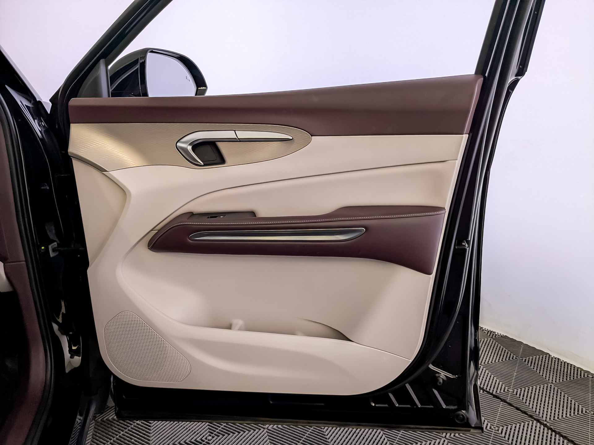 FAW Bestune T90 2.00 (245 л.с), автомат, 2025, пробег 16 541 км