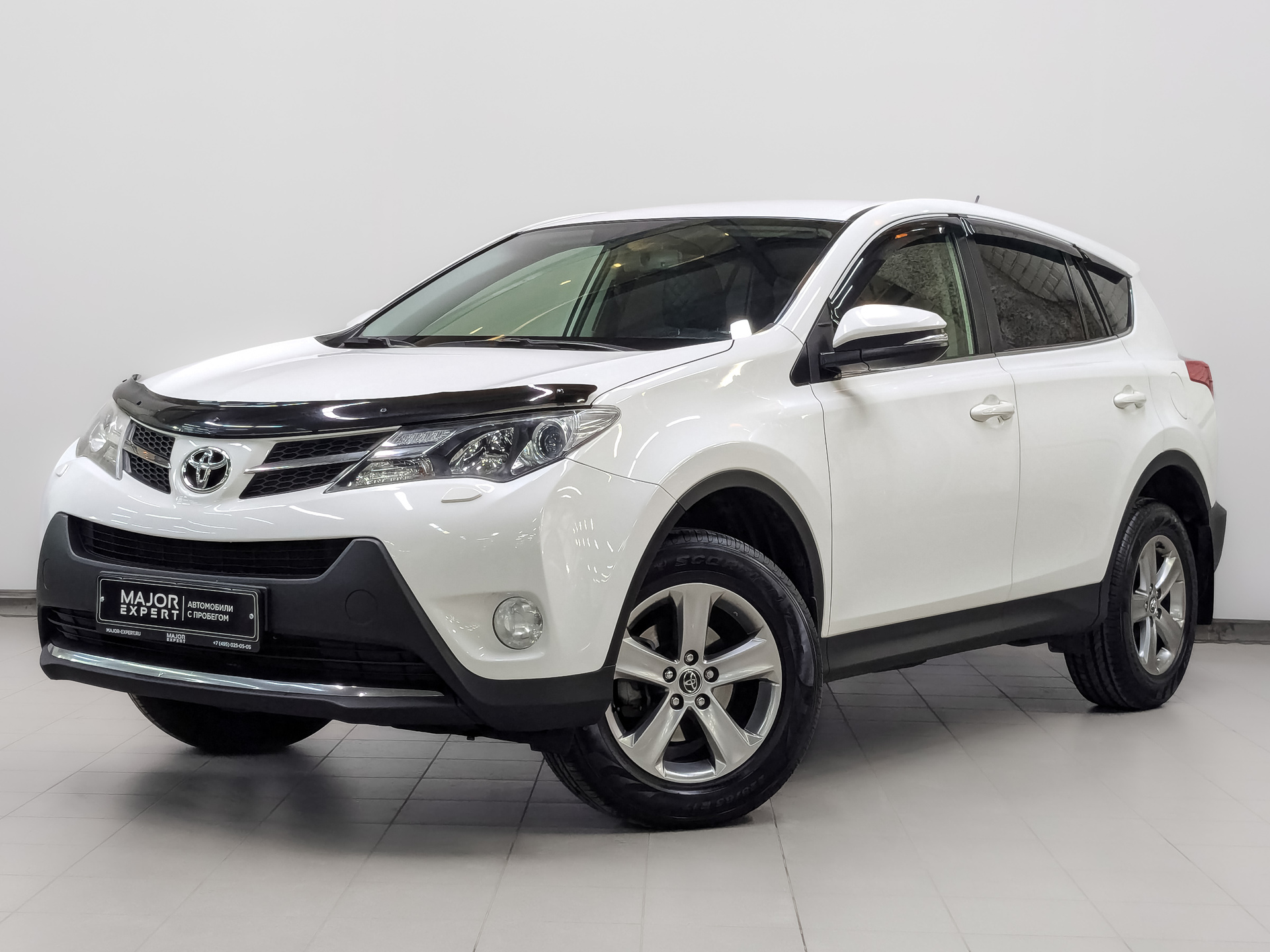 TOYOTA Rav-4 2.00 (146 л.с), автомат, 2015, пробег 175 987 км