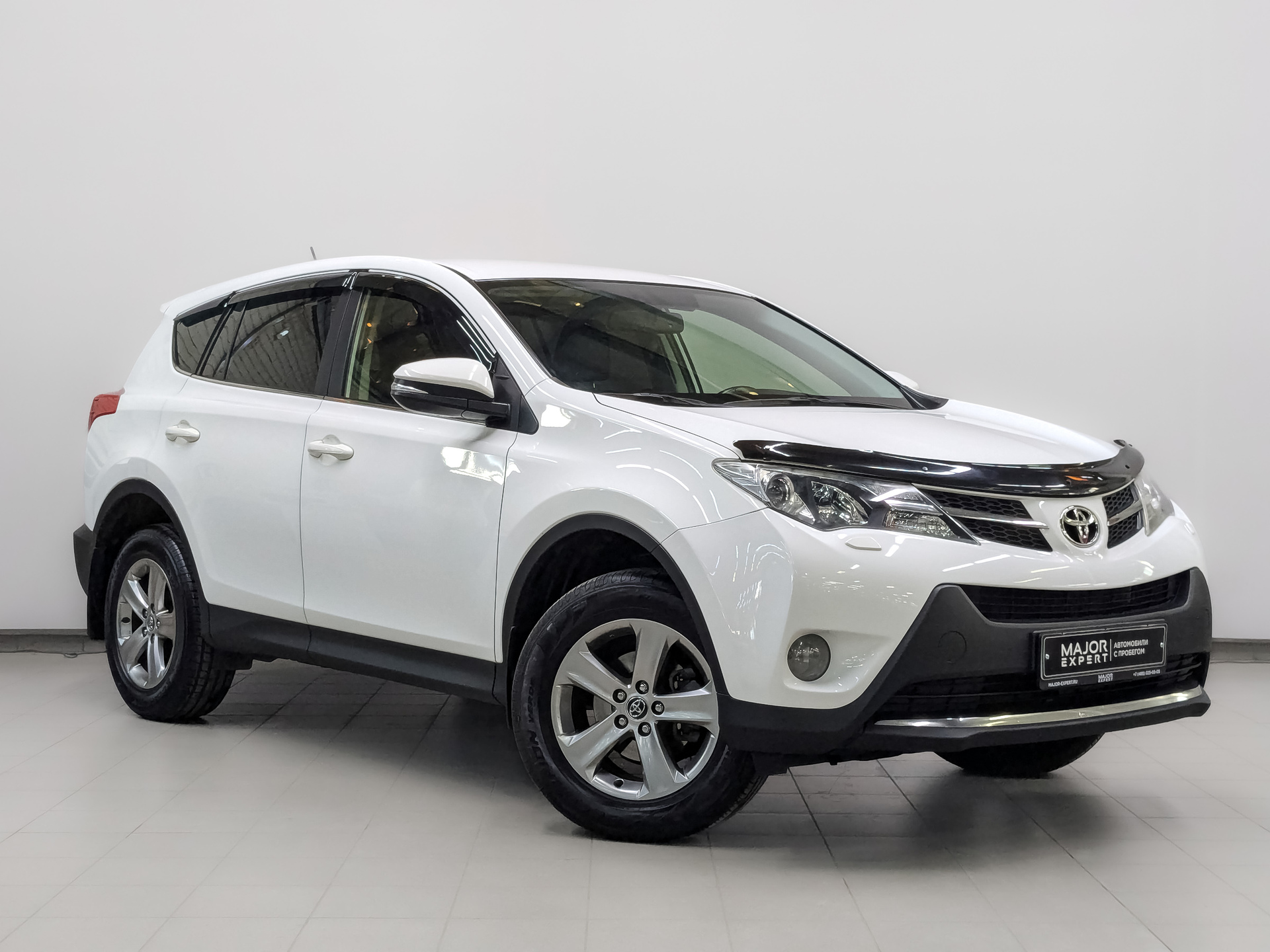 TOYOTA Rav-4 2.00 (146 л.с), автомат, 2015, пробег 175 987 км