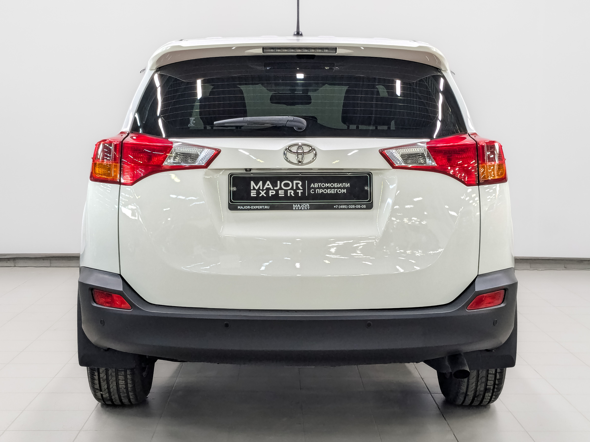 TOYOTA Rav-4 2.00 (146 л.с), автомат, 2015, пробег 175 987 км