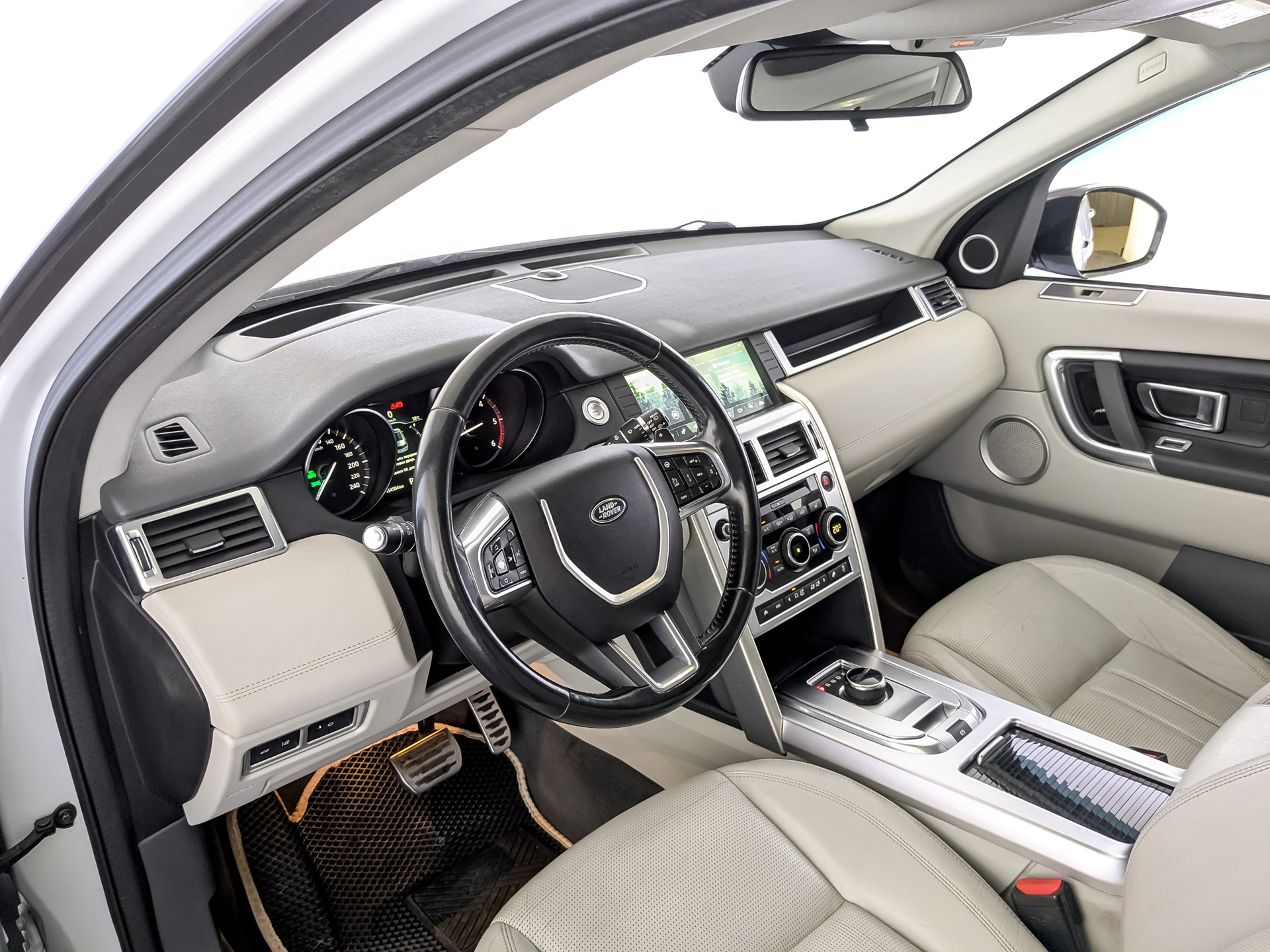 LAND ROVER Discovery Sport 2.00 (149 л.с), автомат, 2016, пробег 154 502 км