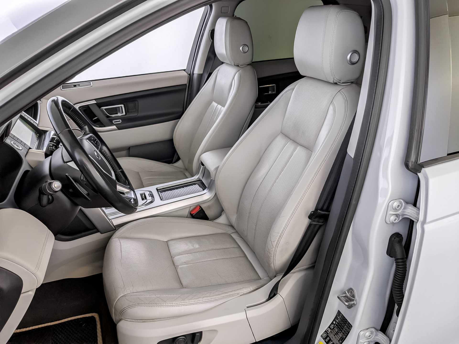 LAND ROVER Discovery Sport 2.00 (149 л.с), автомат, 2016, пробег 154 502 км